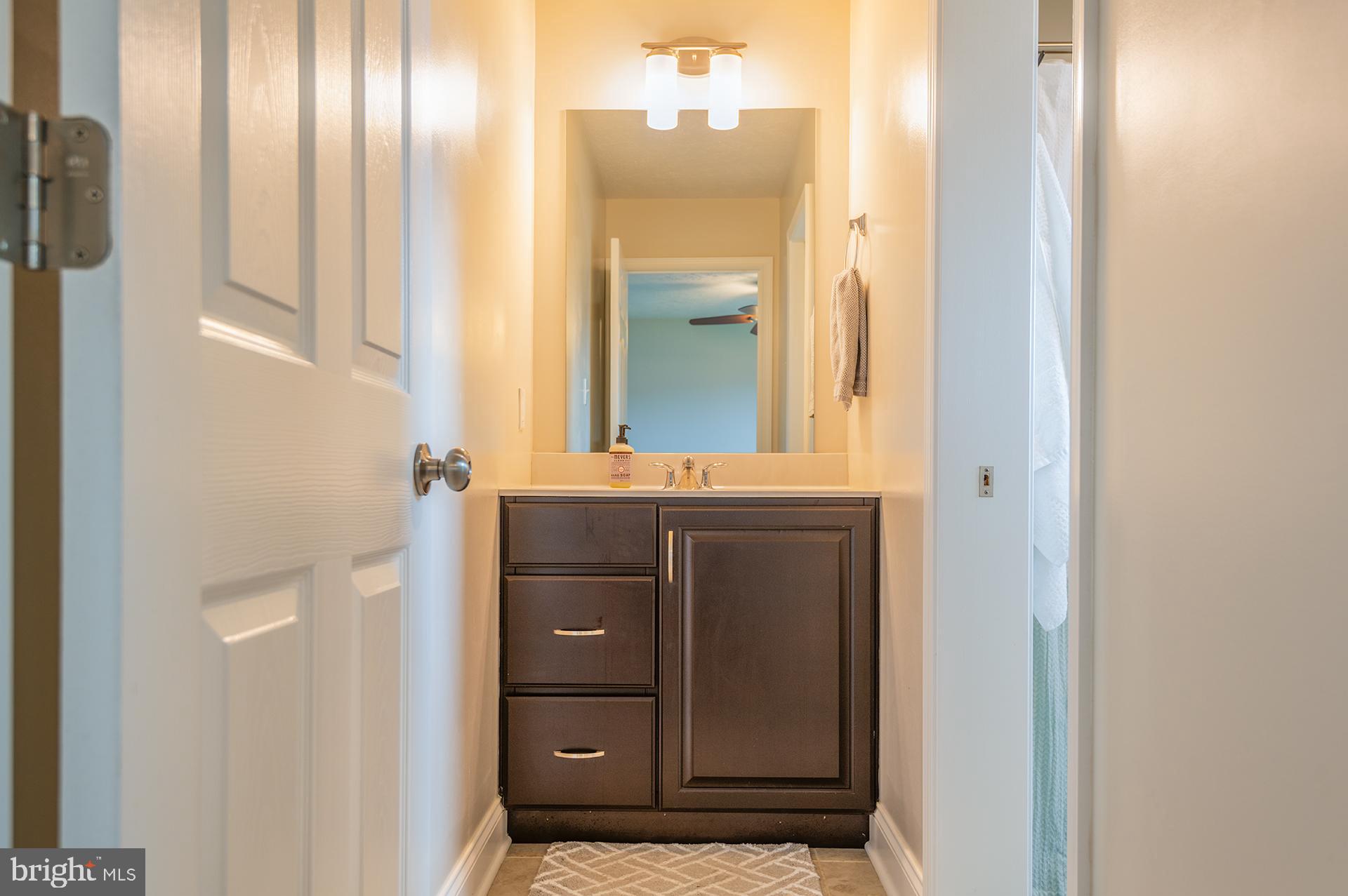 KINGSTON VILLAGE - Residential