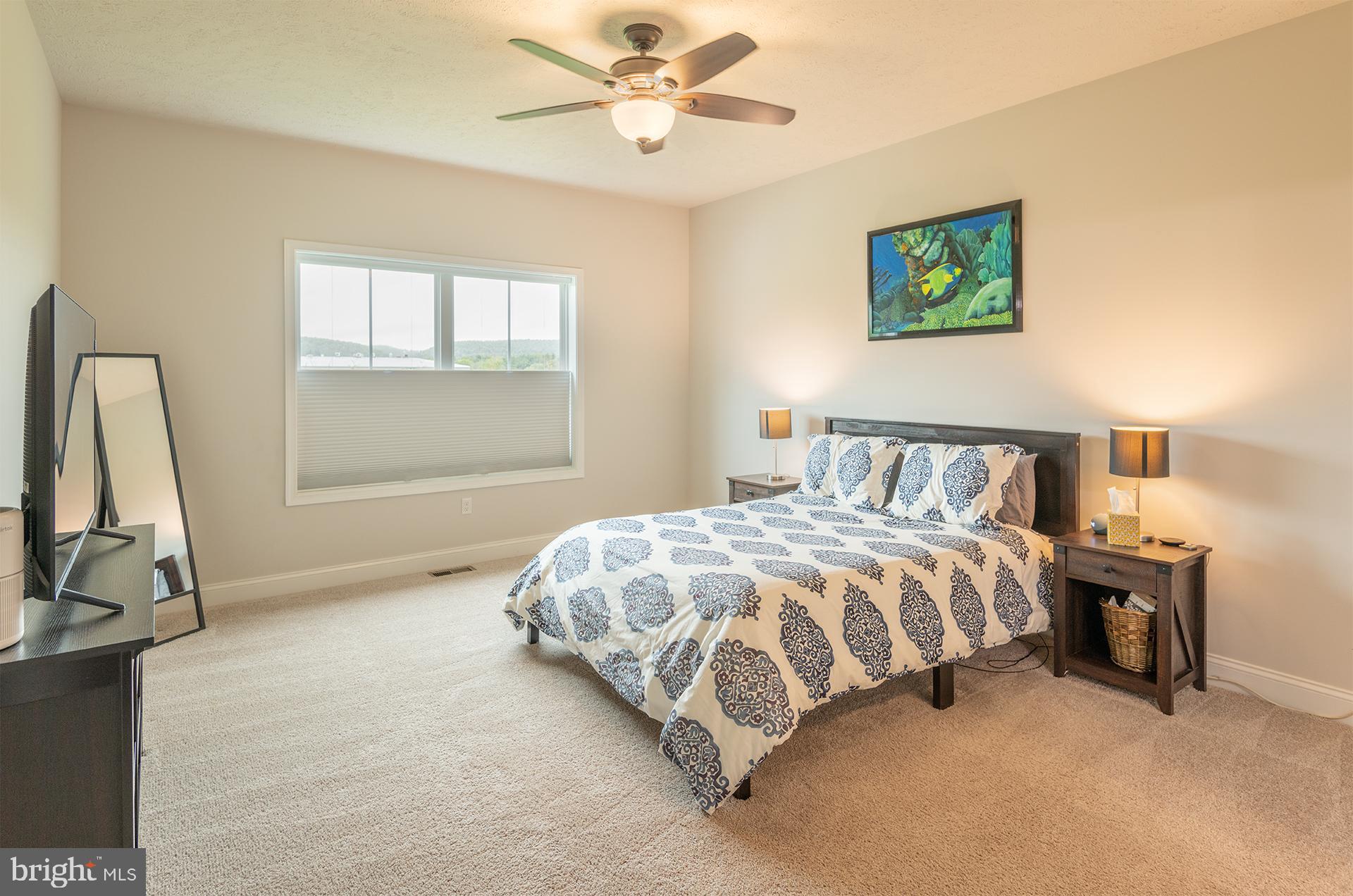KINGSTON VILLAGE - Residential