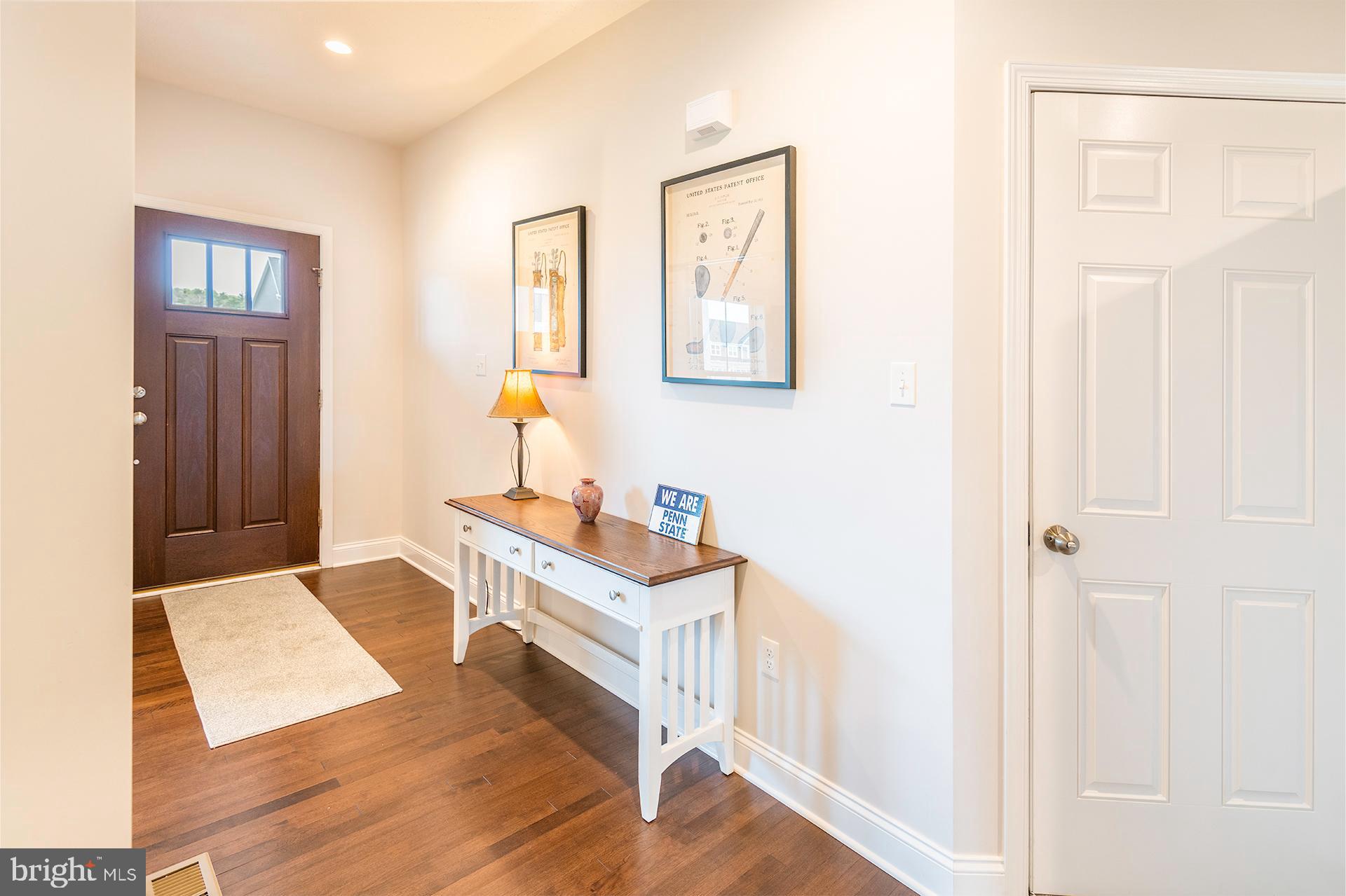 KINGSTON VILLAGE - Residential