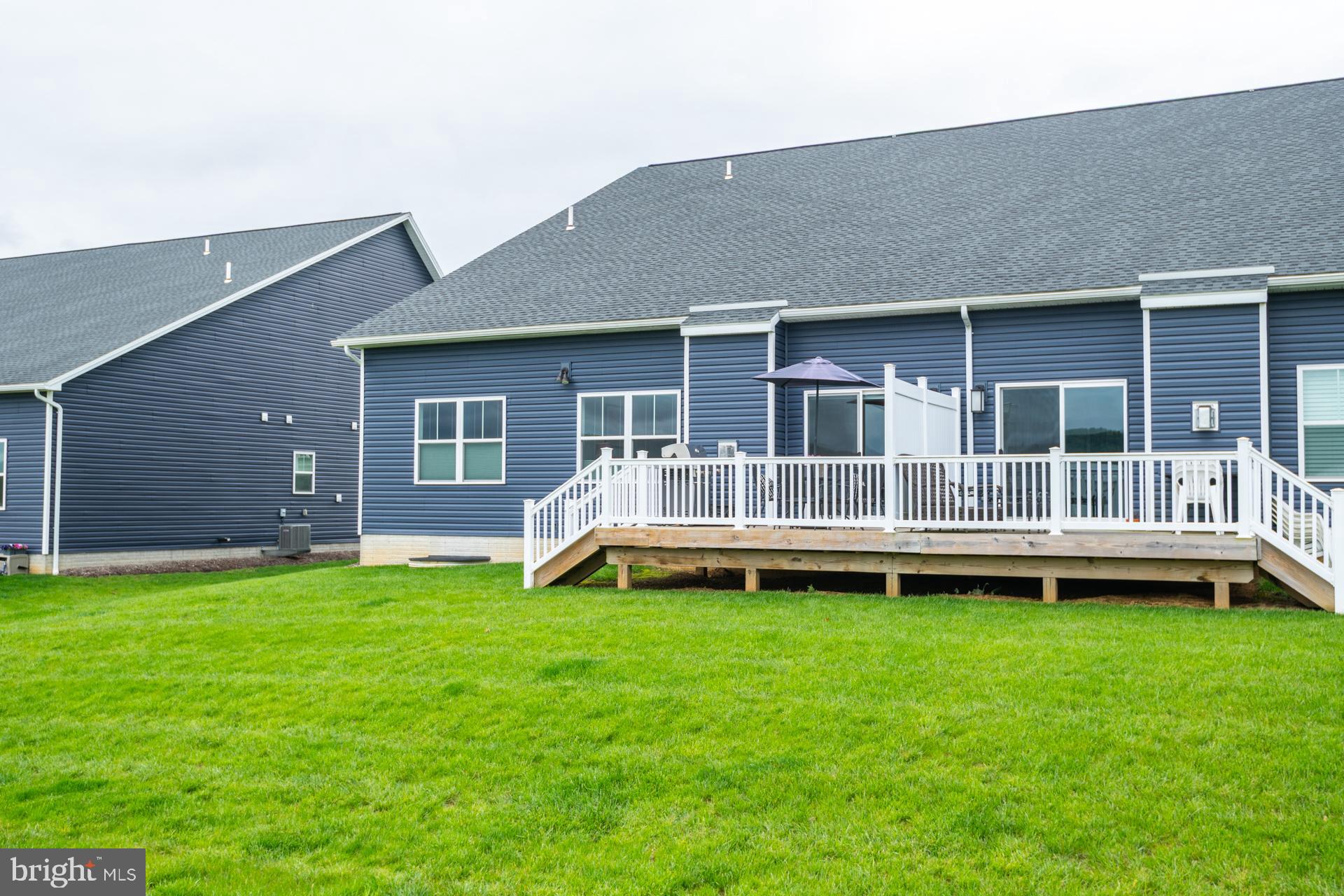 KINGSTON VILLAGE - Residential