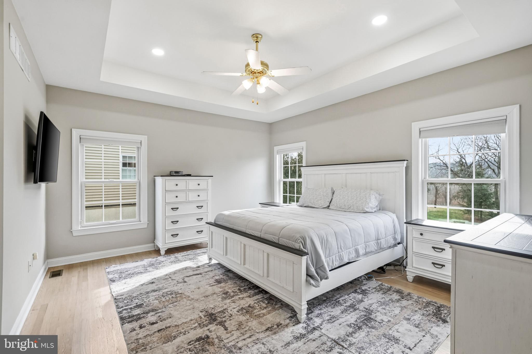 FOX RUN PRESERVE - Residential