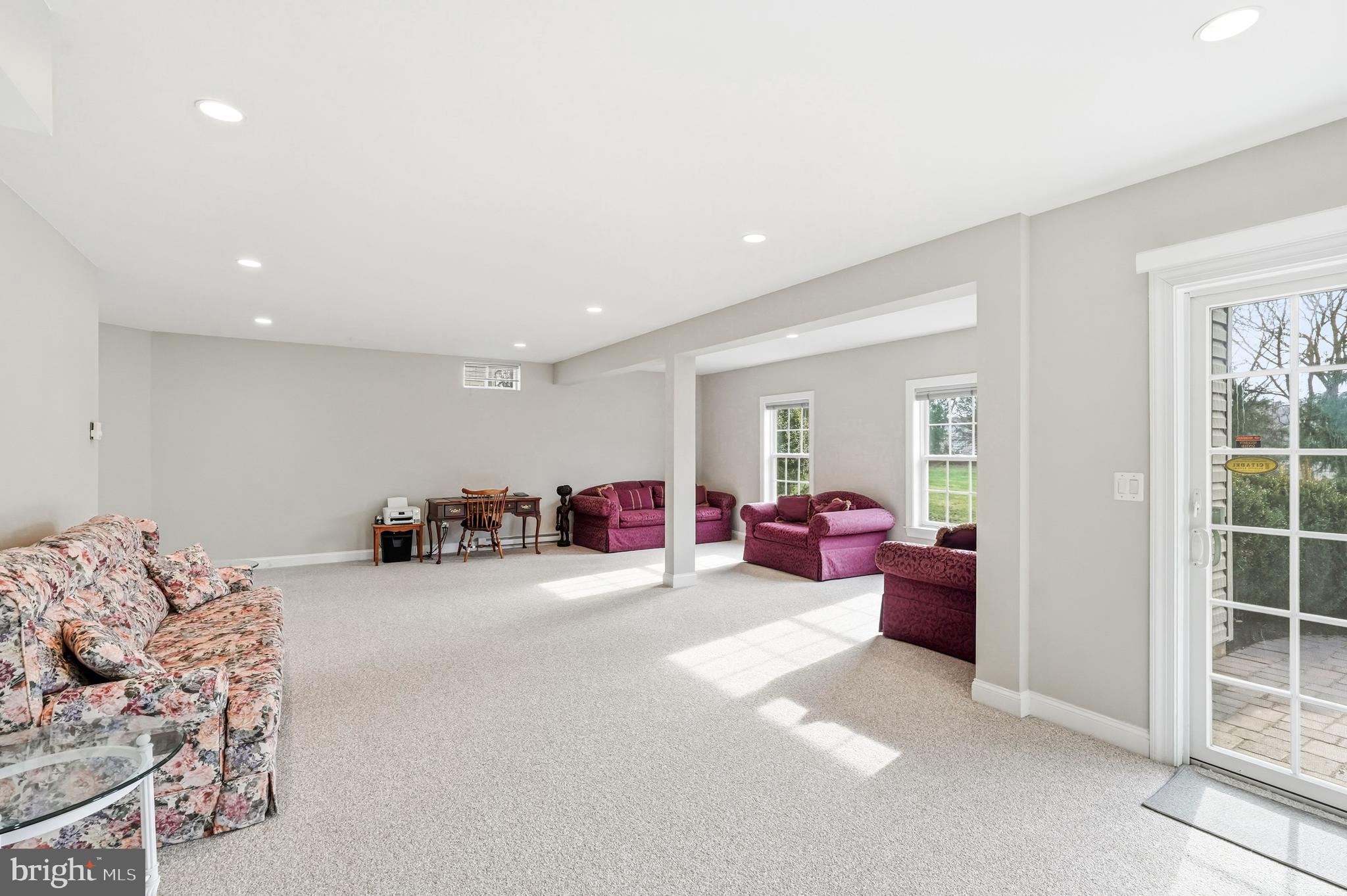 FOX RUN PRESERVE - Residential