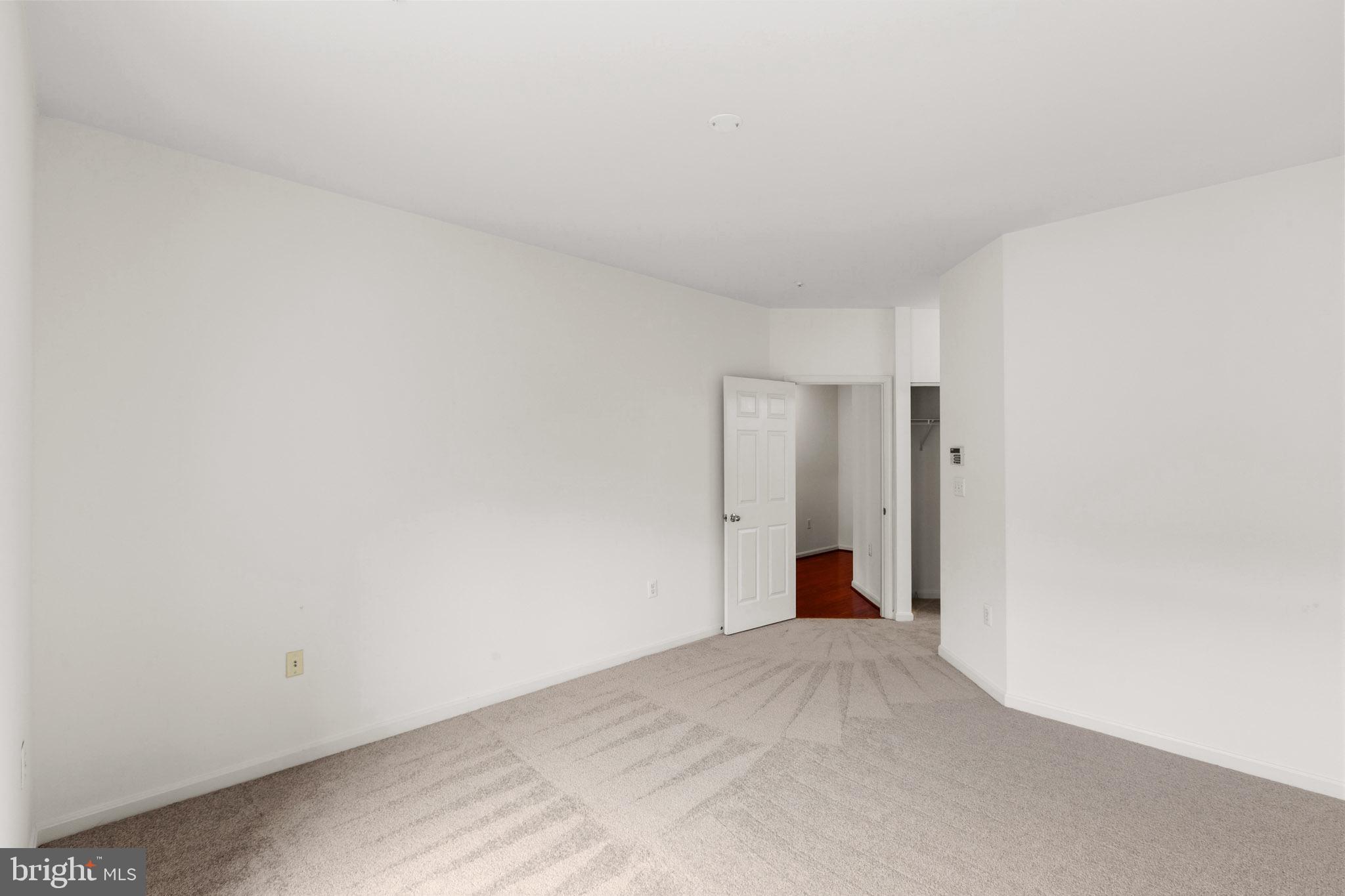 RANDOM HILLS - Residential