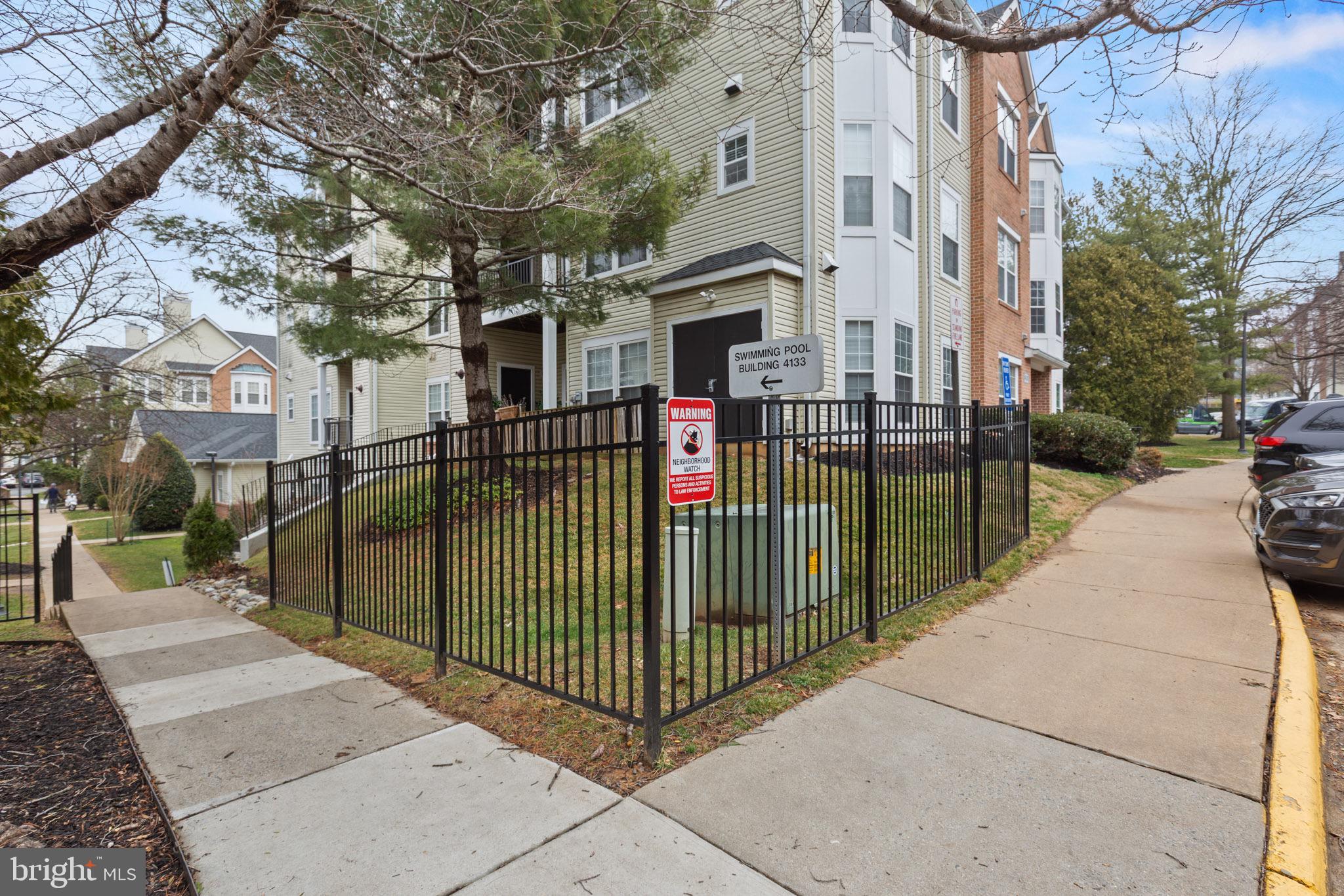 RANDOM HILLS - Residential