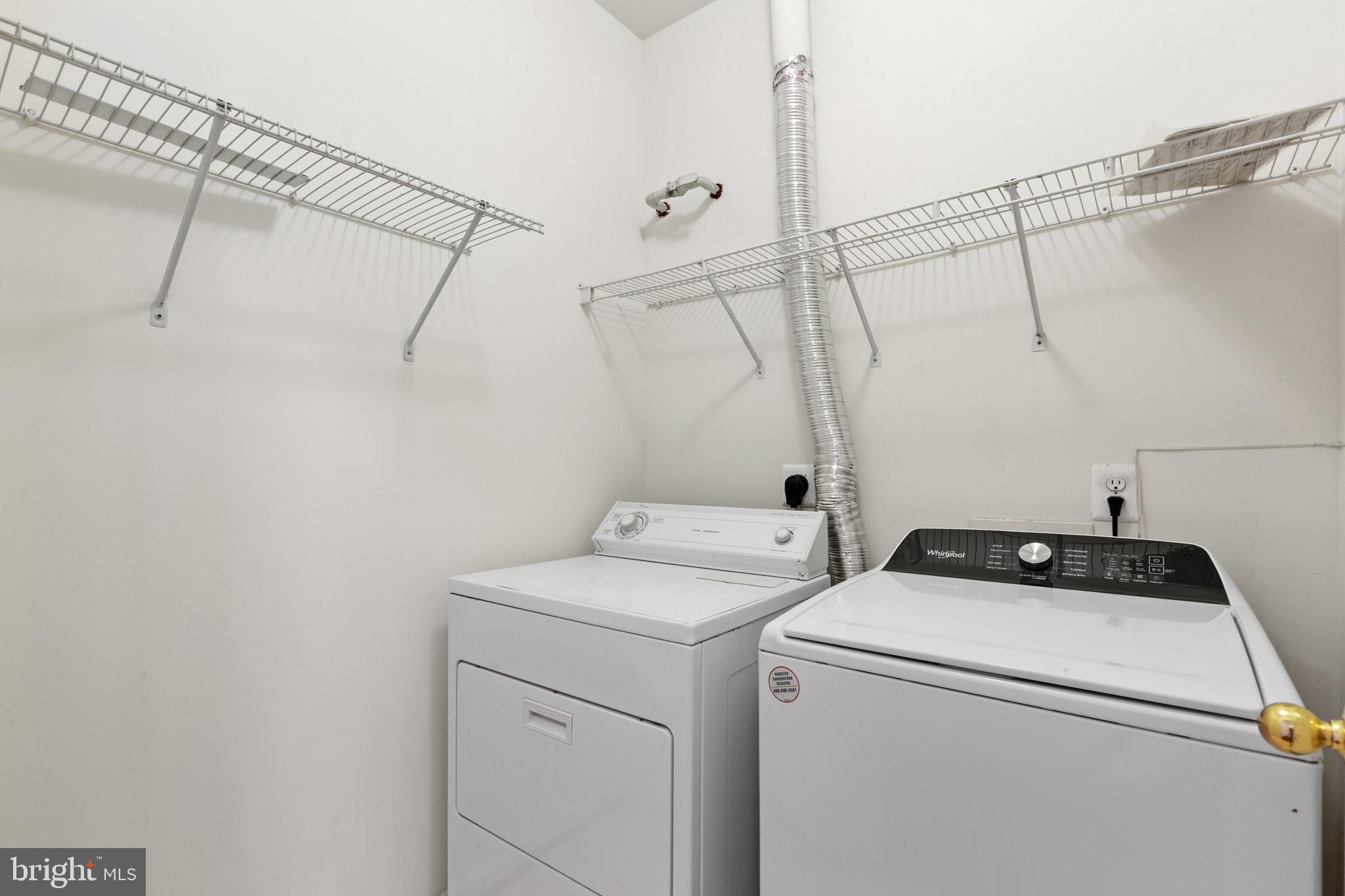 RANDOM HILLS - Residential