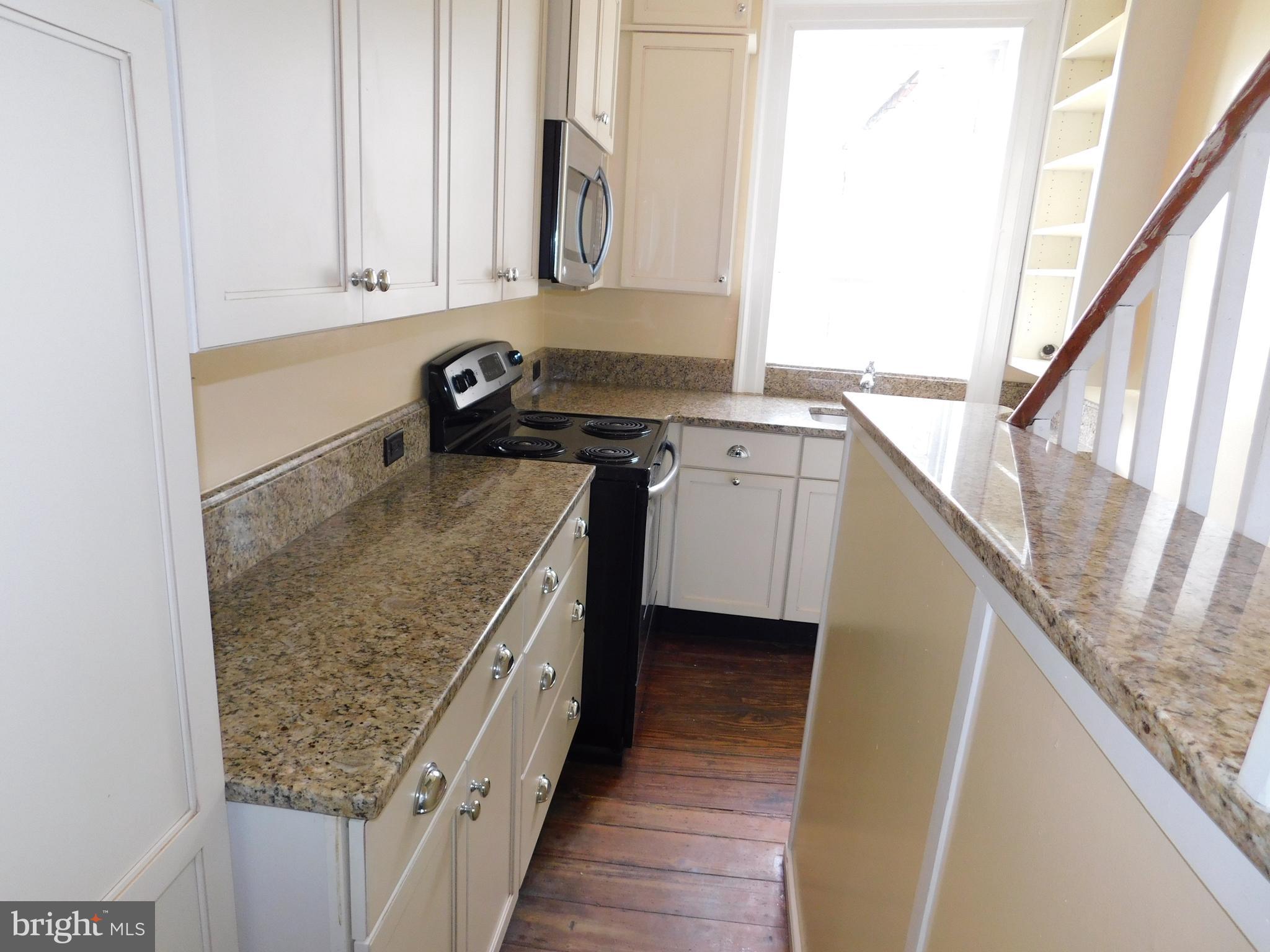 DOWNTOWN FREDERICKSBURG - Residential Lease