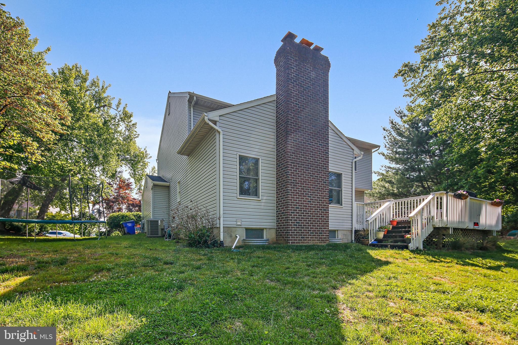 HAMPTON RIDGE - Residential