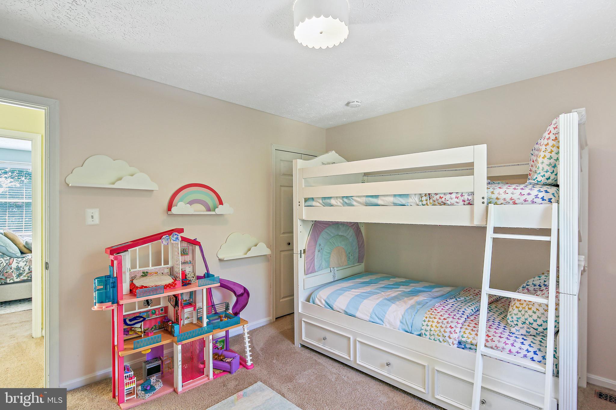 HAMPTON RIDGE - Residential