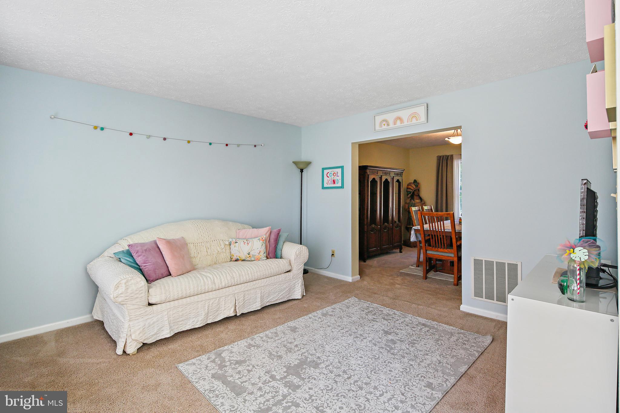 HAMPTON RIDGE - Residential