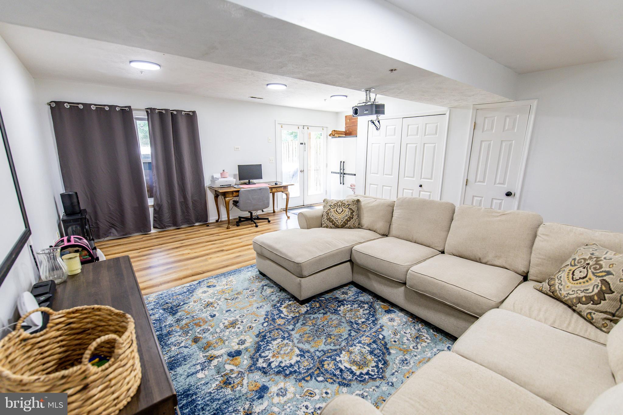 BAYVIEW HILLS - Residential