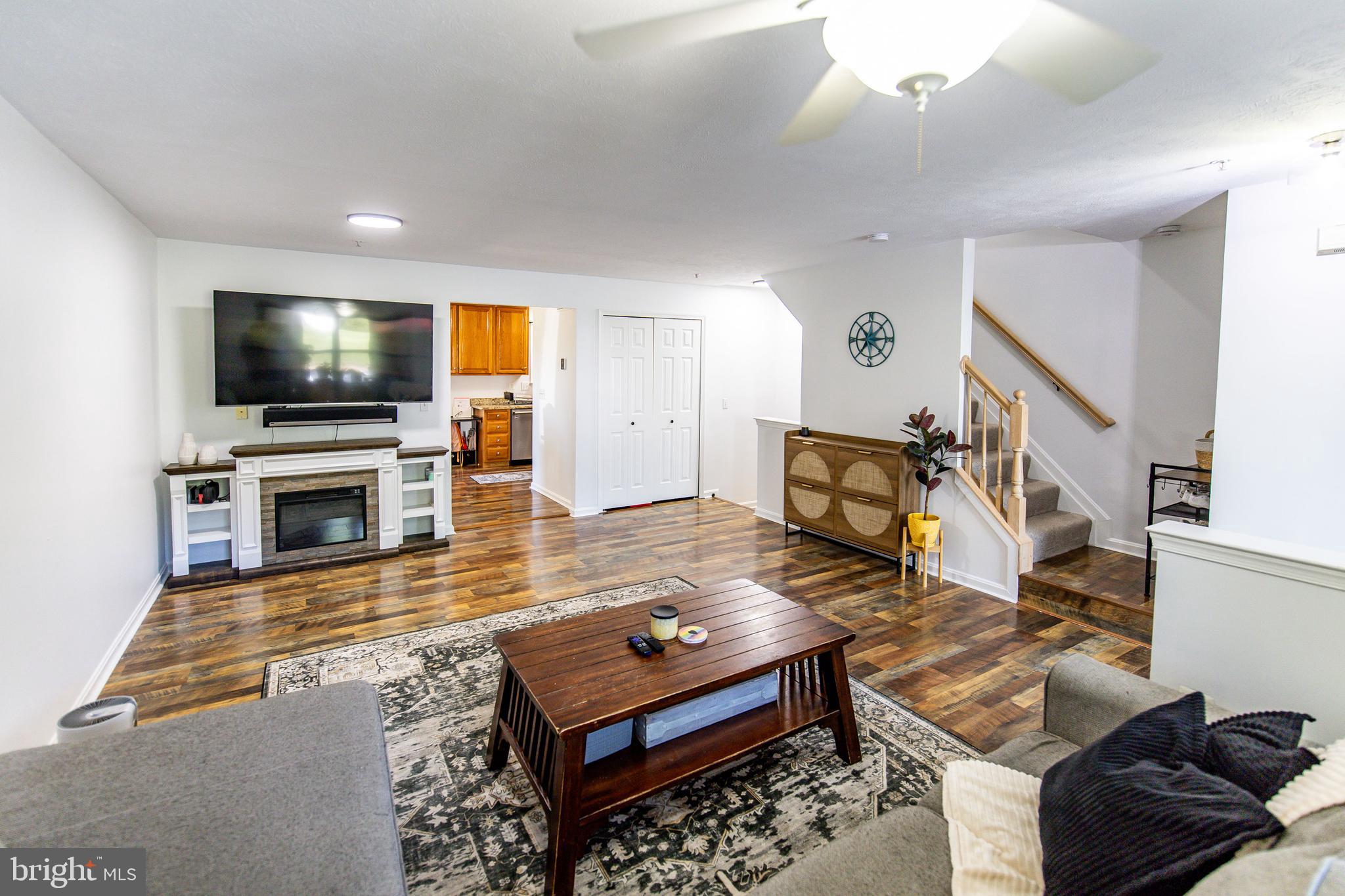 BAYVIEW HILLS - Residential