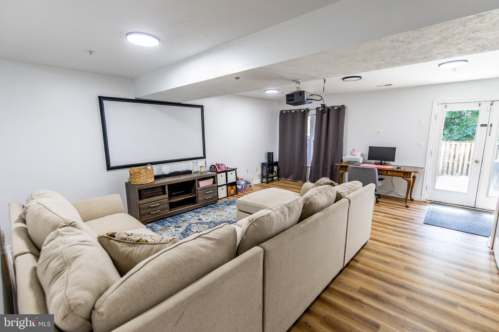 BAYVIEW HILLS - Residential