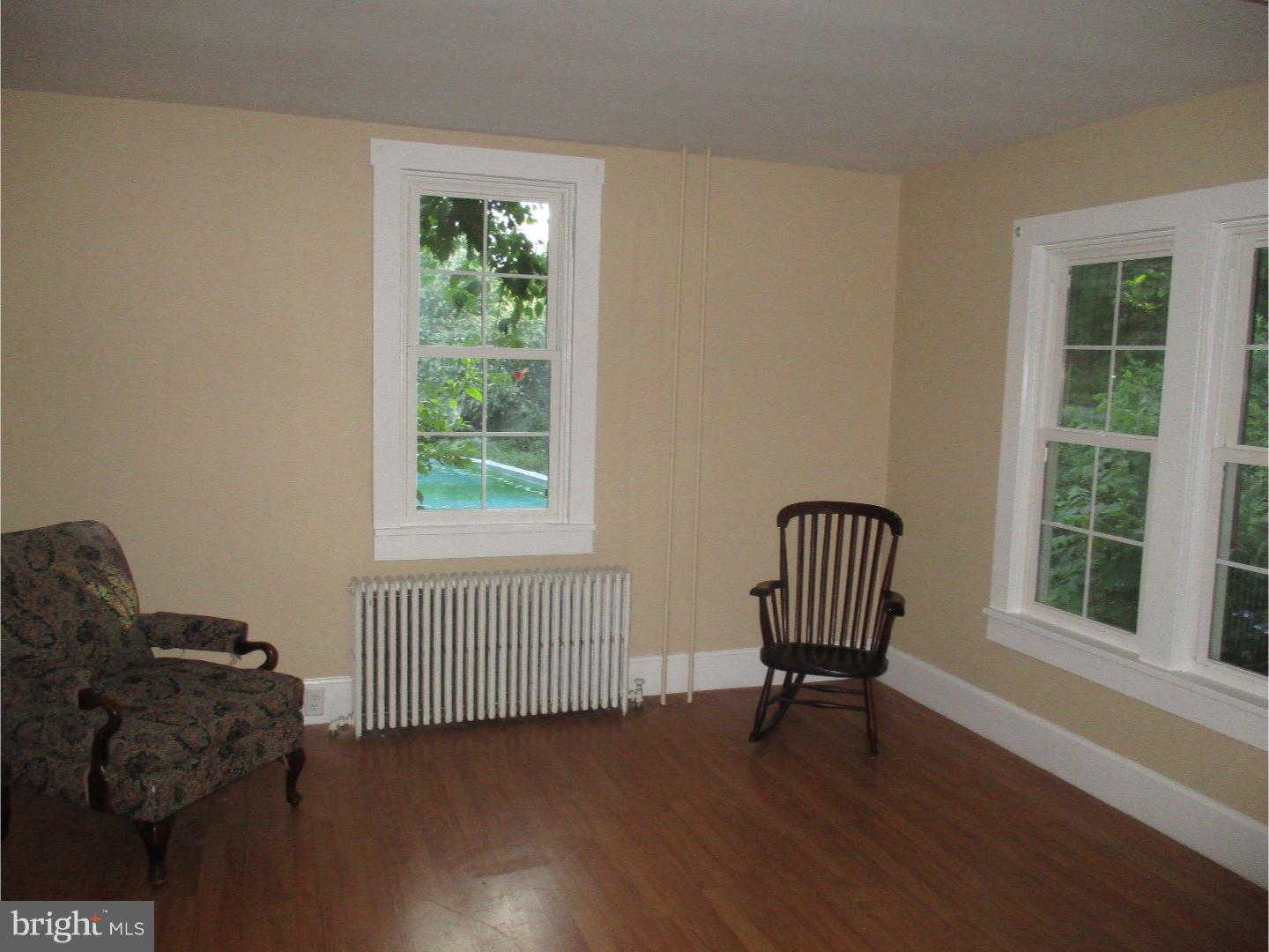 HAWK MOUNTAIN - Residential