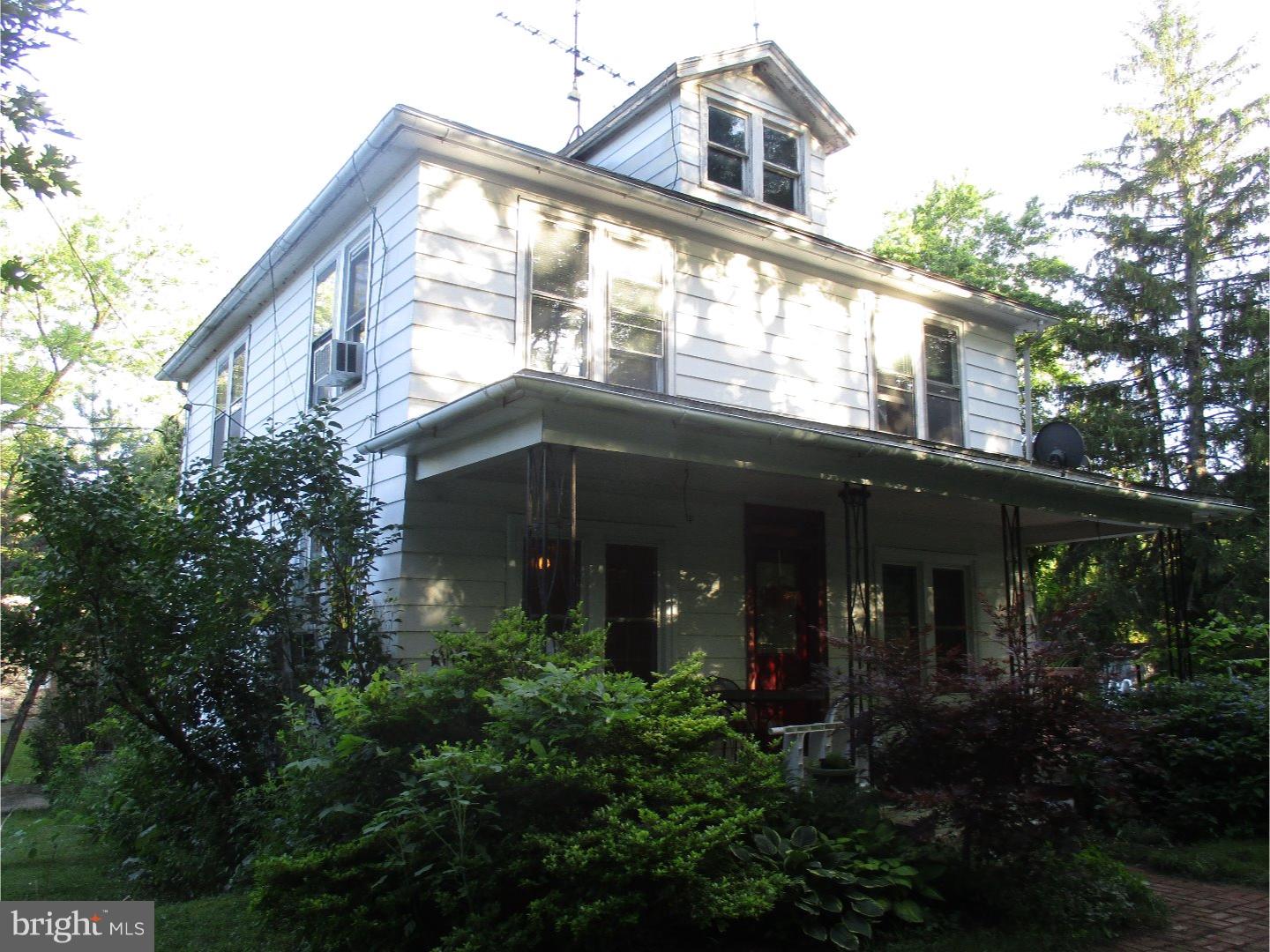 HAWK MOUNTAIN - Residential