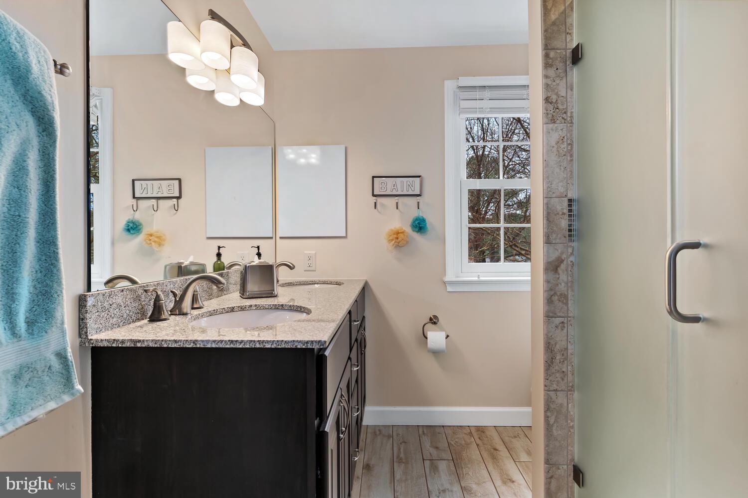 ROYAL OAK - Residential