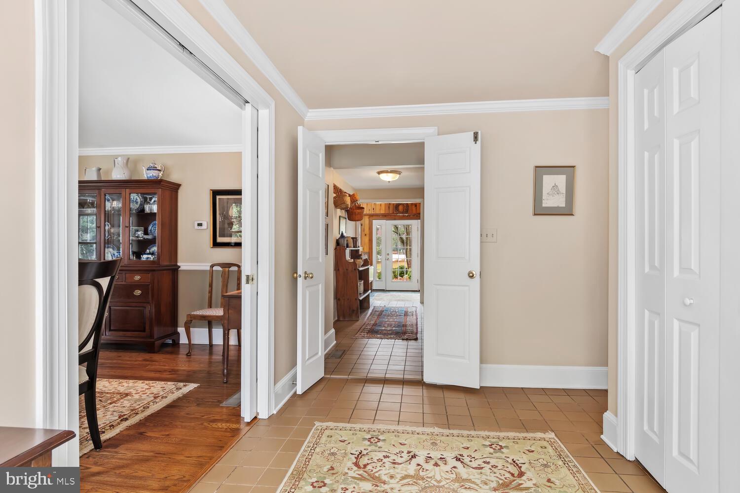 ROYAL OAK - Residential