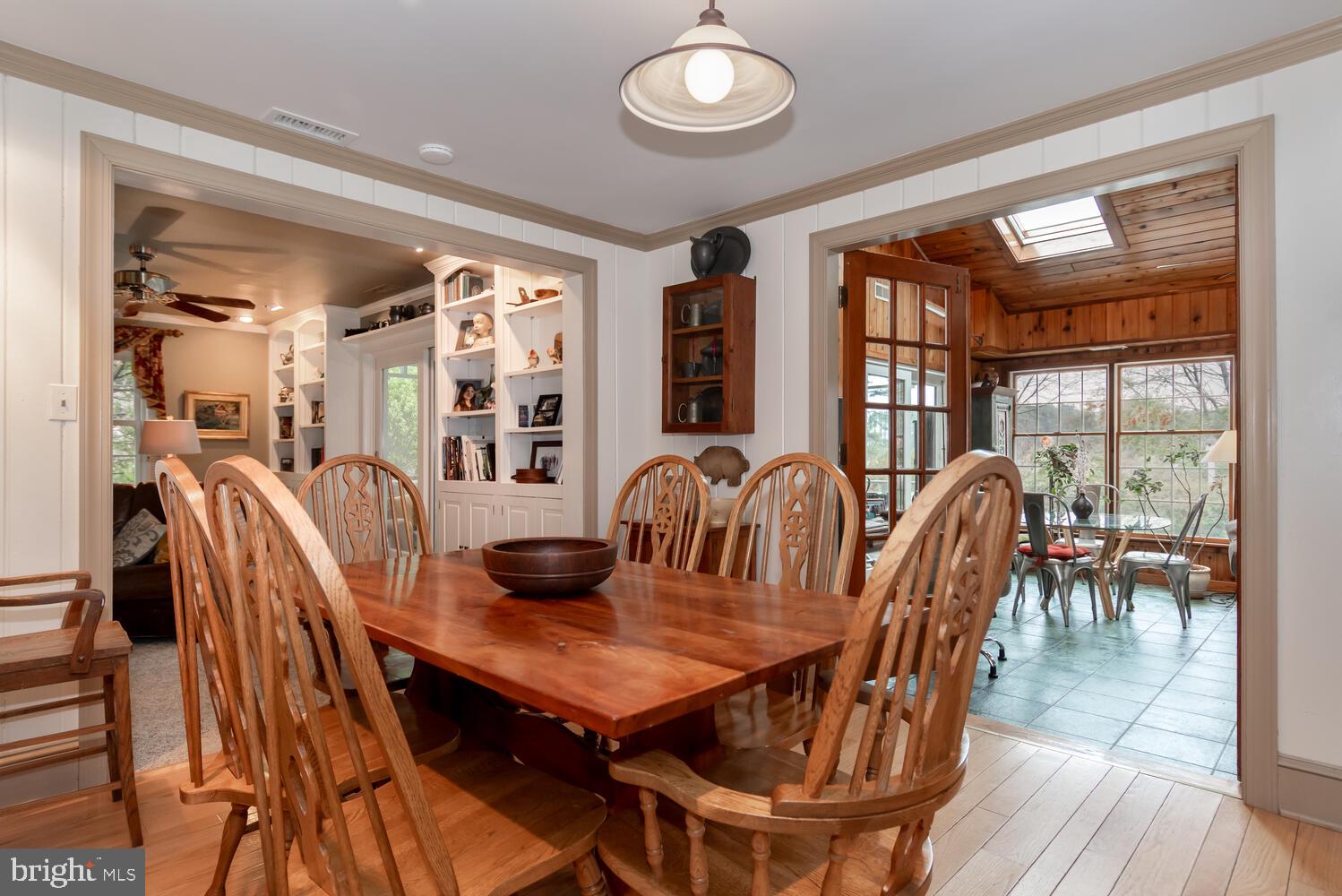 ROYAL OAK - Residential