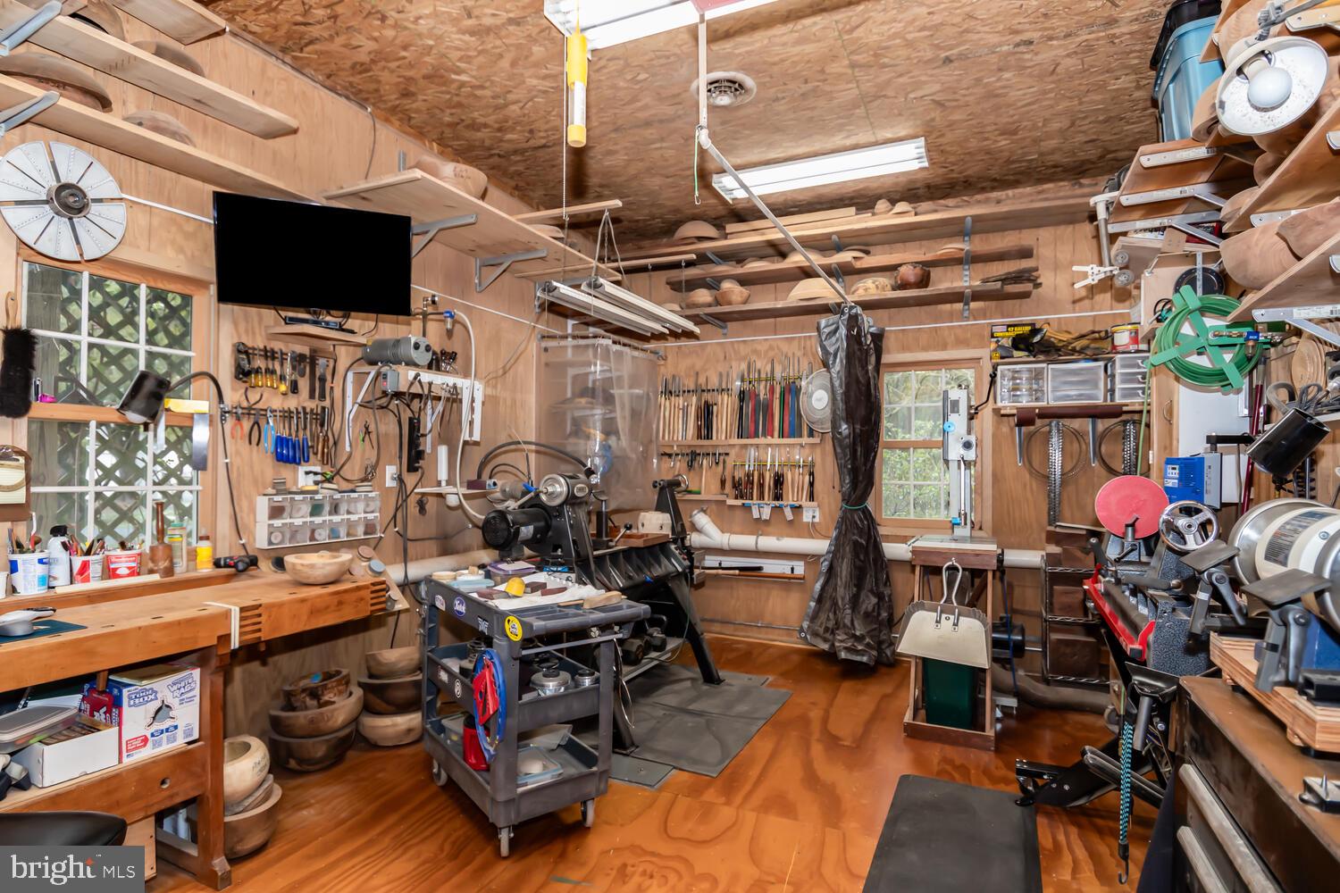 ROYAL OAK - Residential