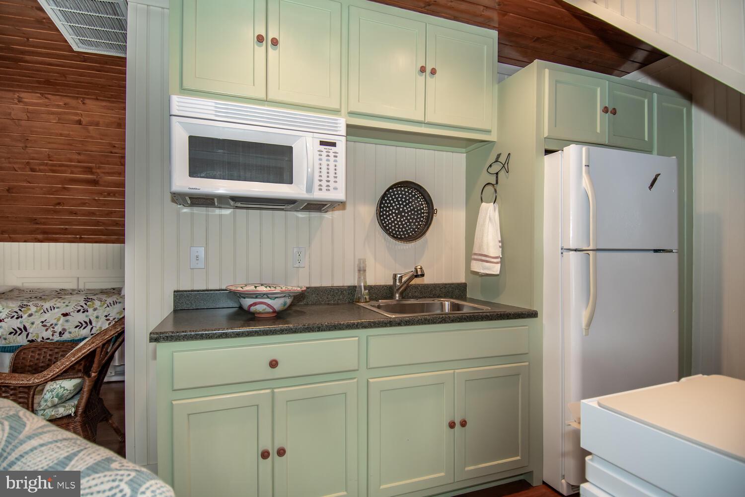 ROYAL OAK - Residential