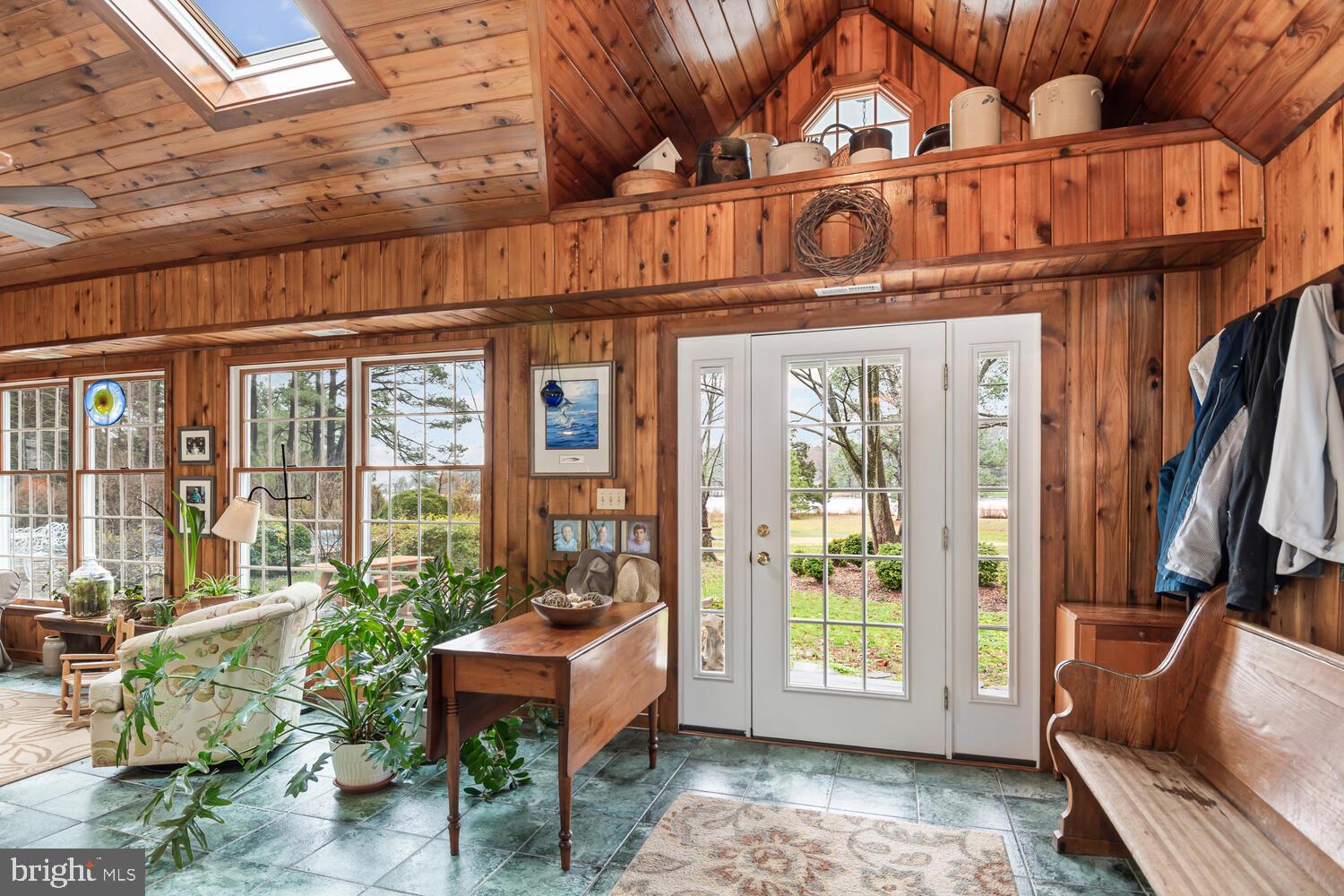 ROYAL OAK - Residential