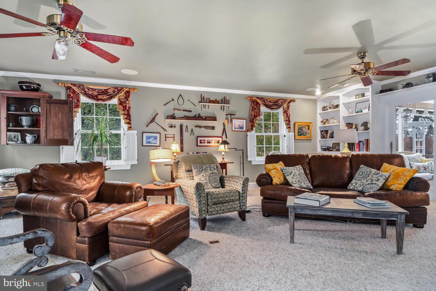 ROYAL OAK - Residential