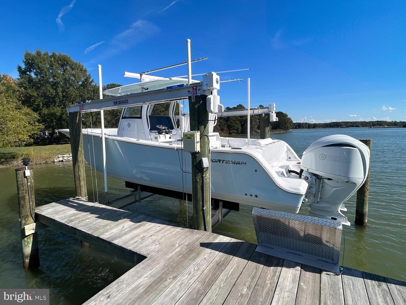 ROYAL OAK - Residential