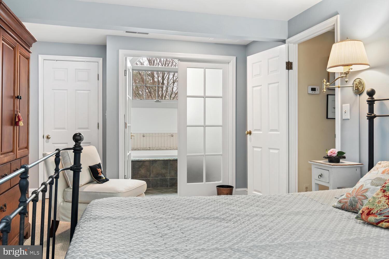 ROYAL OAK - Residential