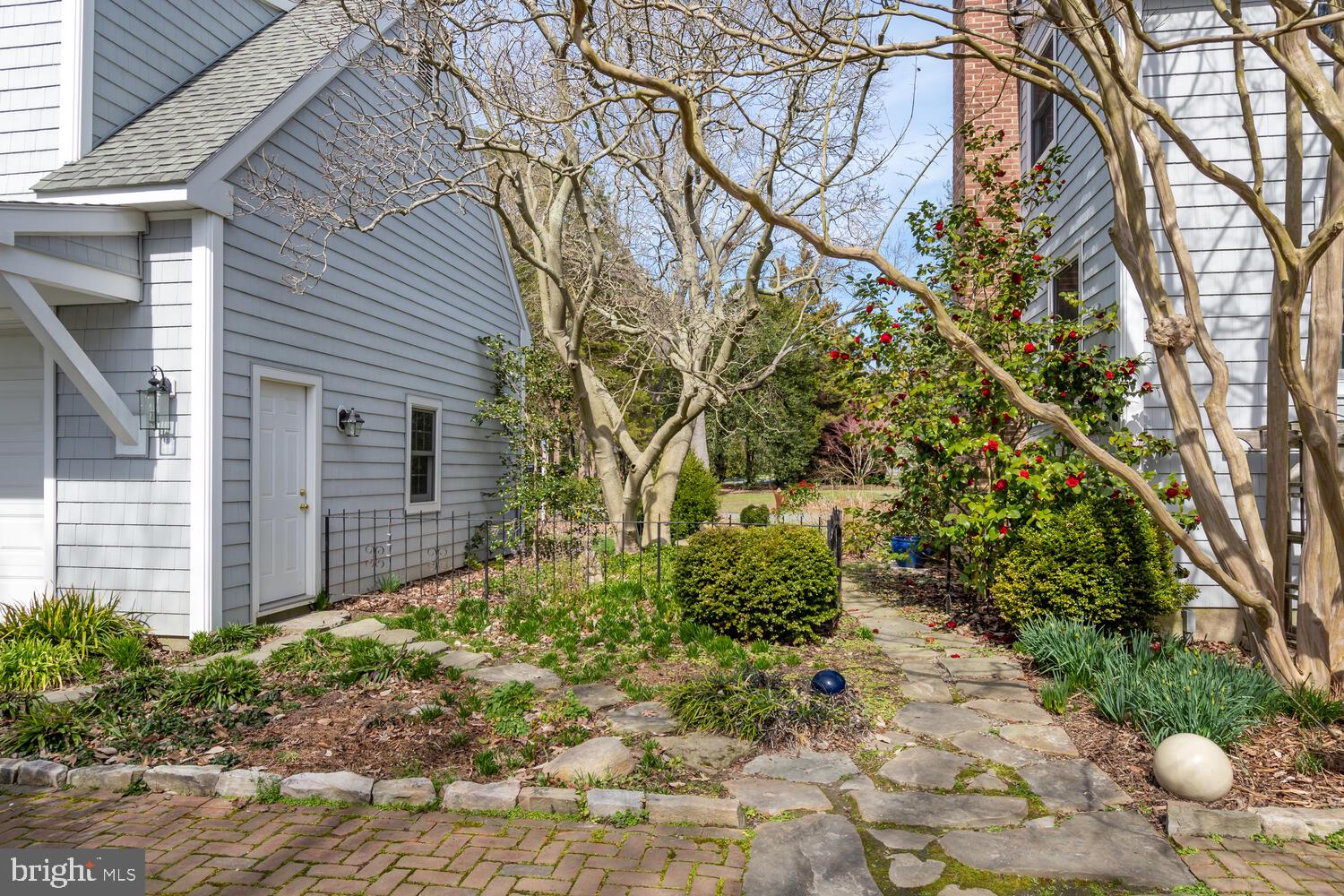 ROYAL OAK - Residential