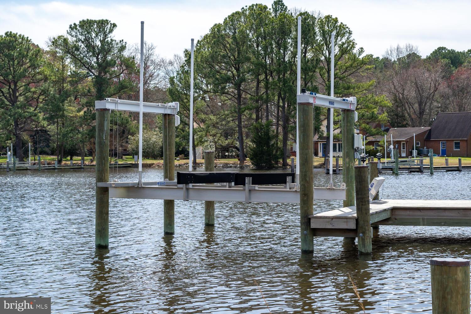 ROYAL OAK - Residential