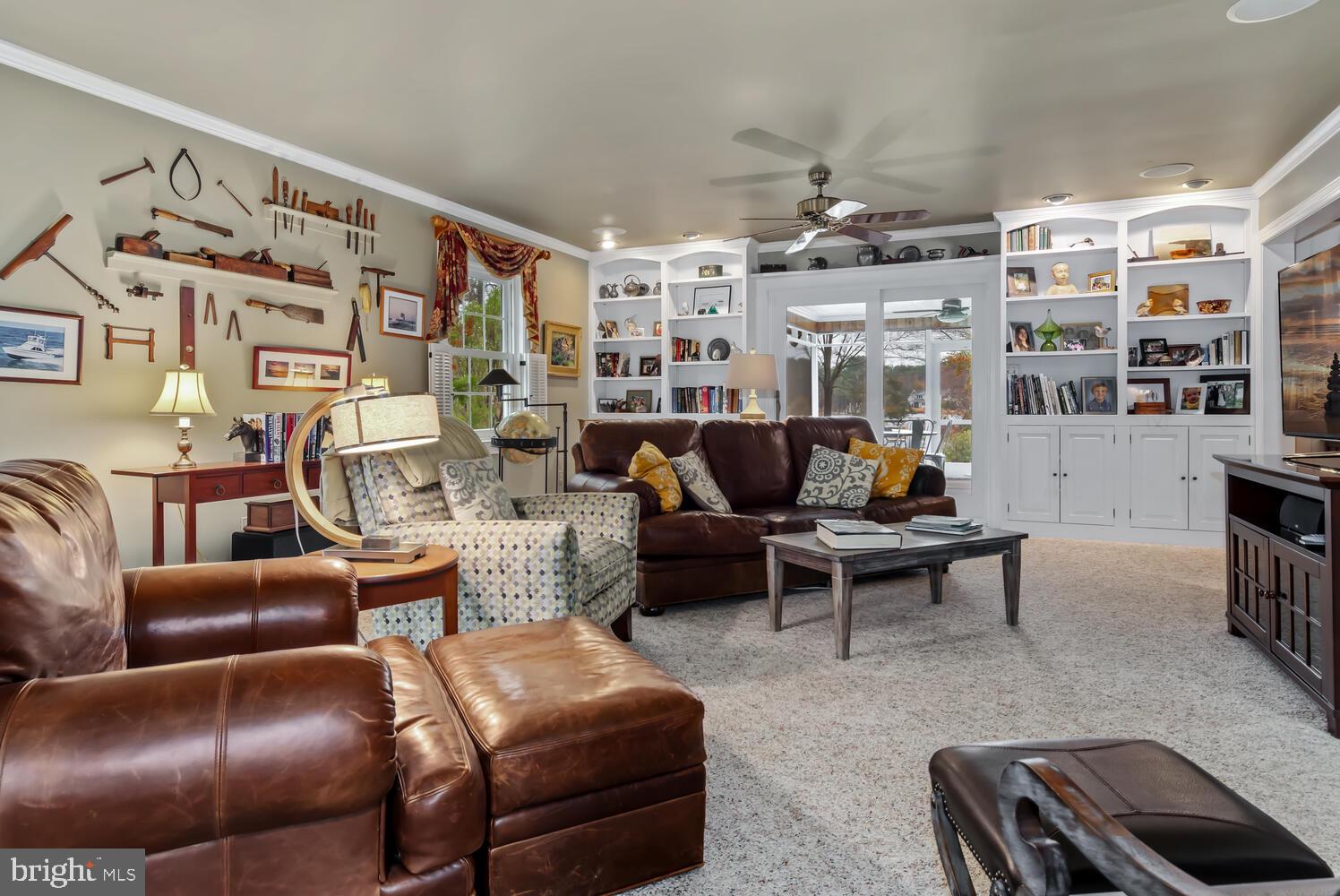 ROYAL OAK - Residential