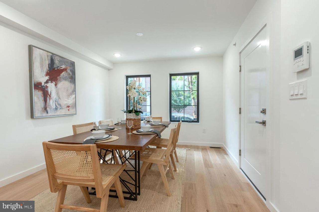 FAIRMOUNT - Residential