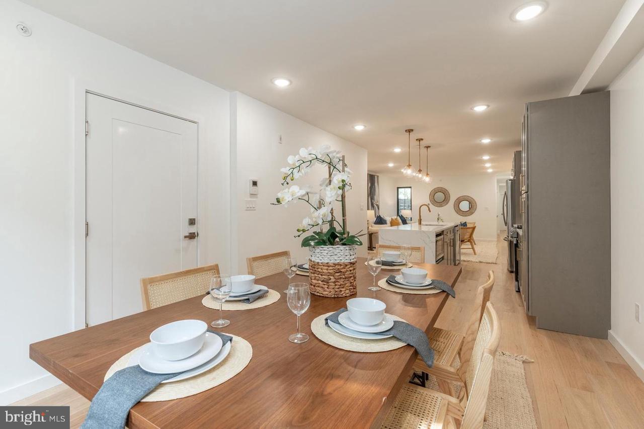 FAIRMOUNT - Residential