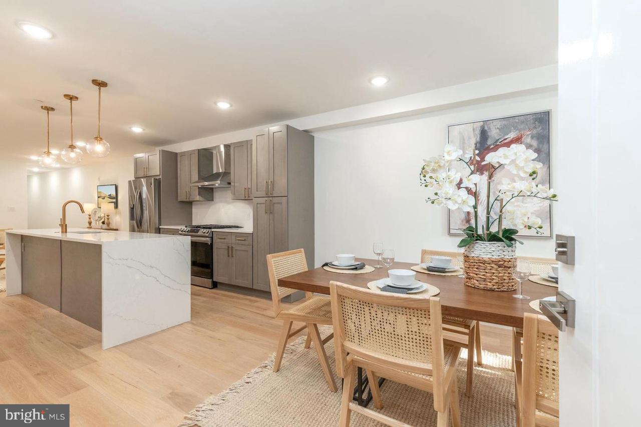 FAIRMOUNT - Residential