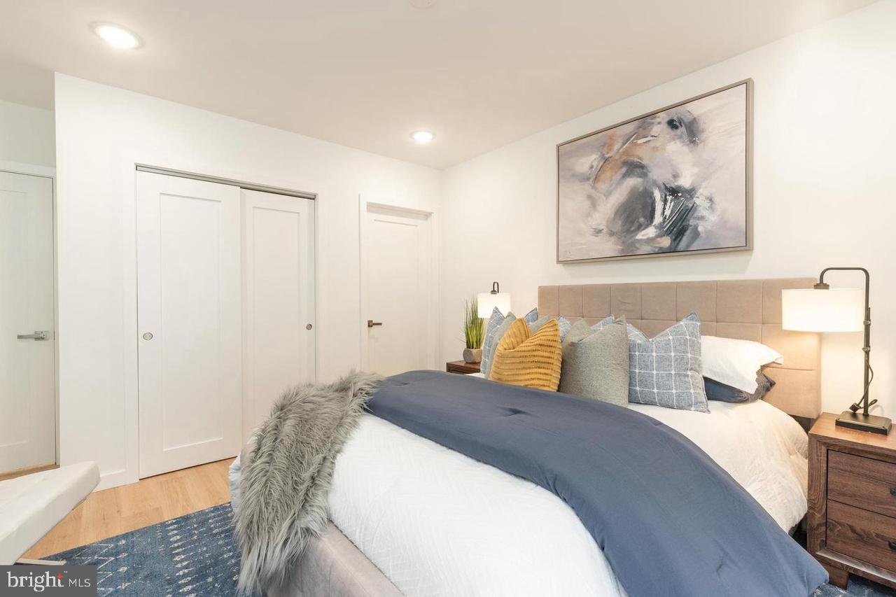 FAIRMOUNT - Residential