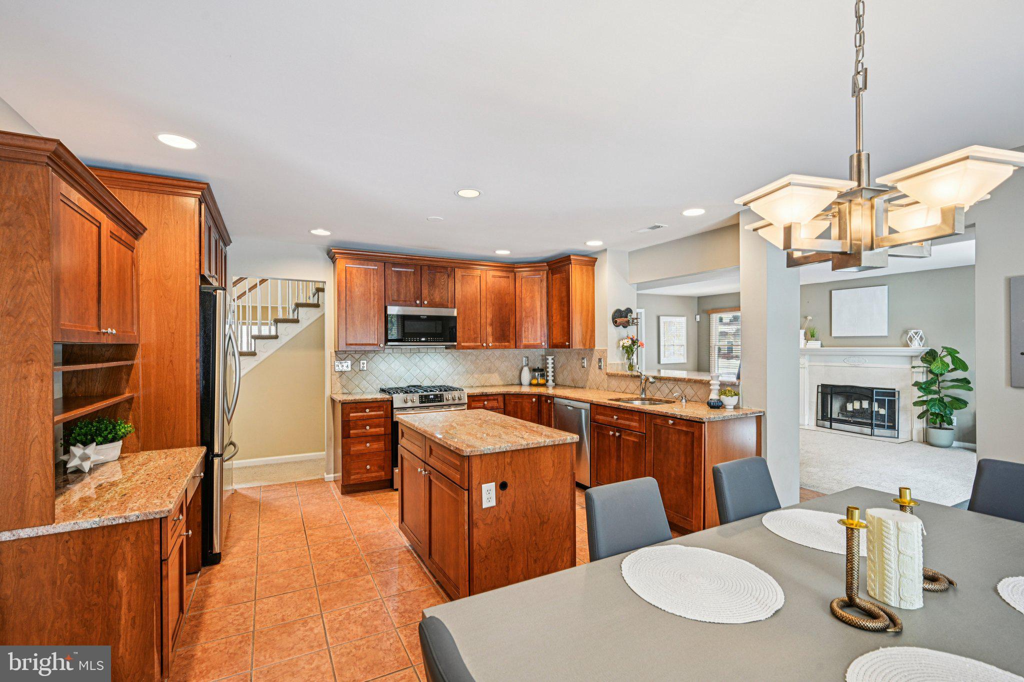 DUBLIN HUNT II - Residential