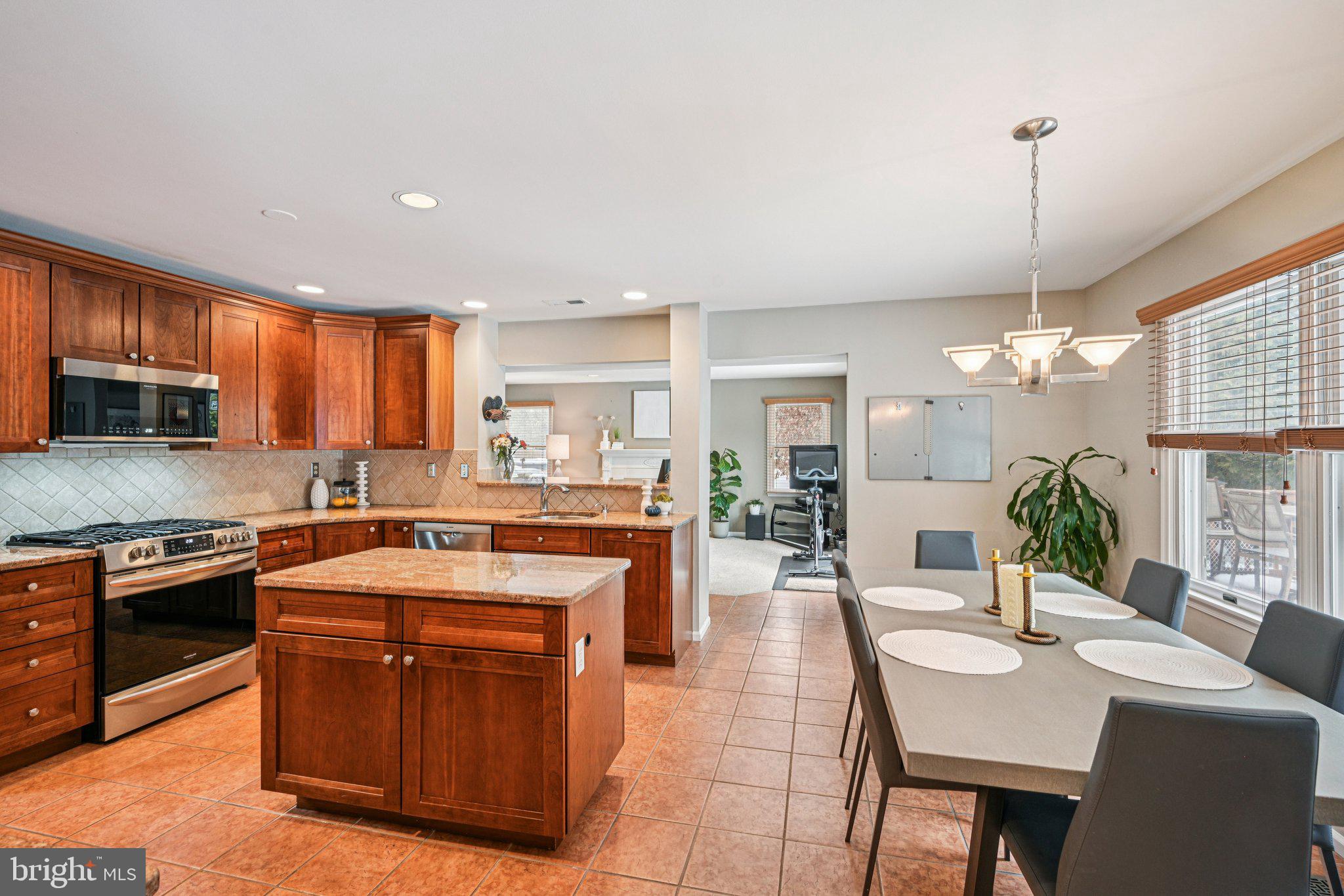 DUBLIN HUNT II - Residential