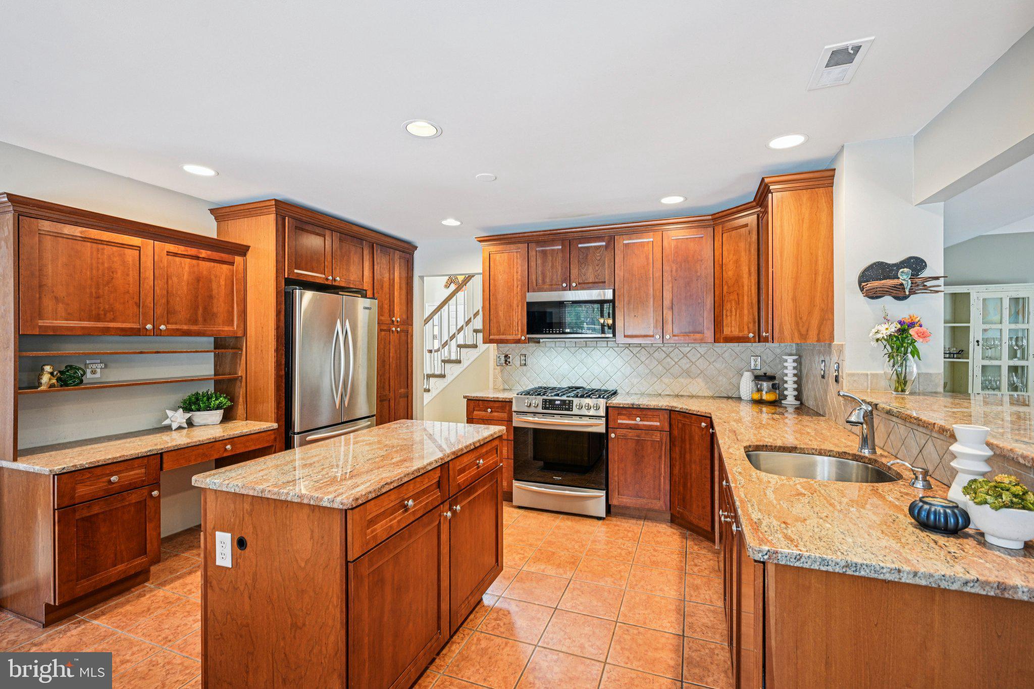 DUBLIN HUNT II - Residential