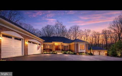Homes For Sale - 13801 Hunting Run Drive<br/> FREDERICKSBURG, VA 22407