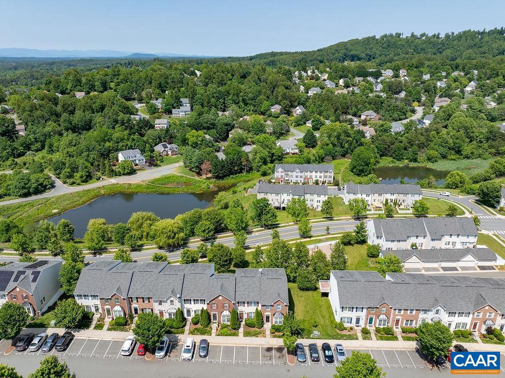 PAVILIONS AT PANTOPS - Residential