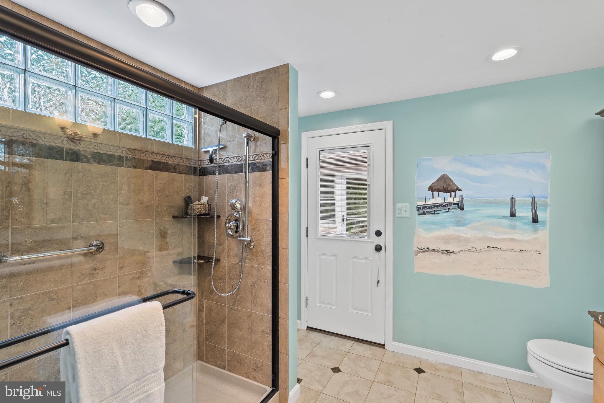 ELLICOTT HILLS - Residential