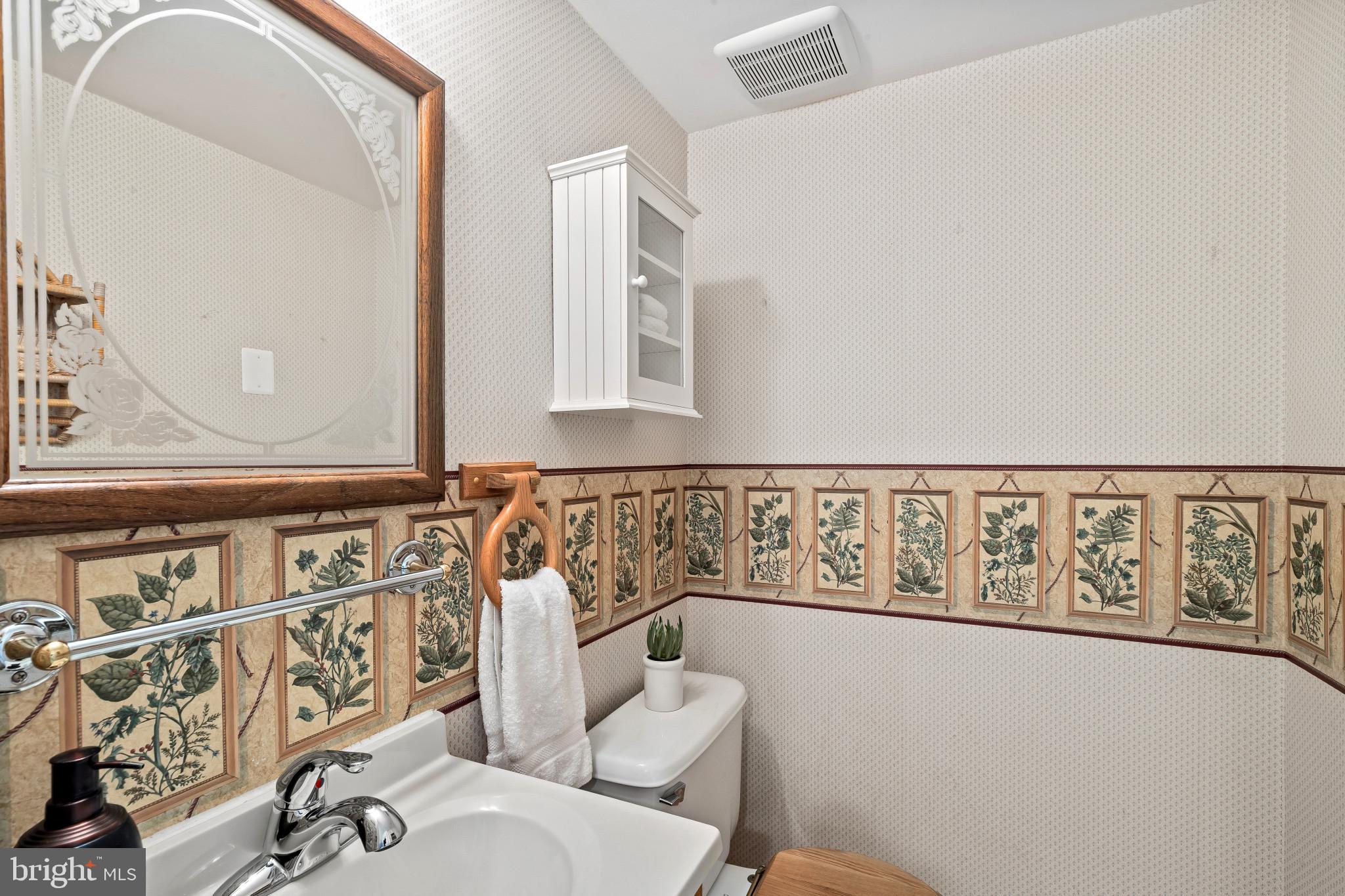 ELLICOTT HILLS - Residential