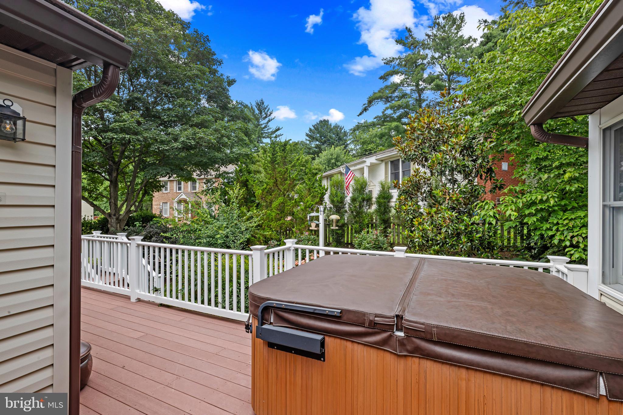 ELLICOTT HILLS - Residential