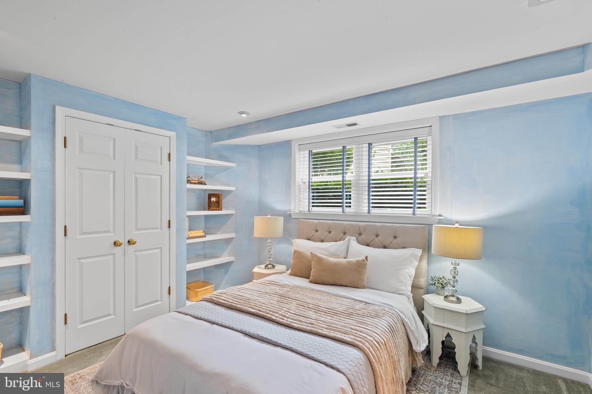 ELLICOTT HILLS - Residential