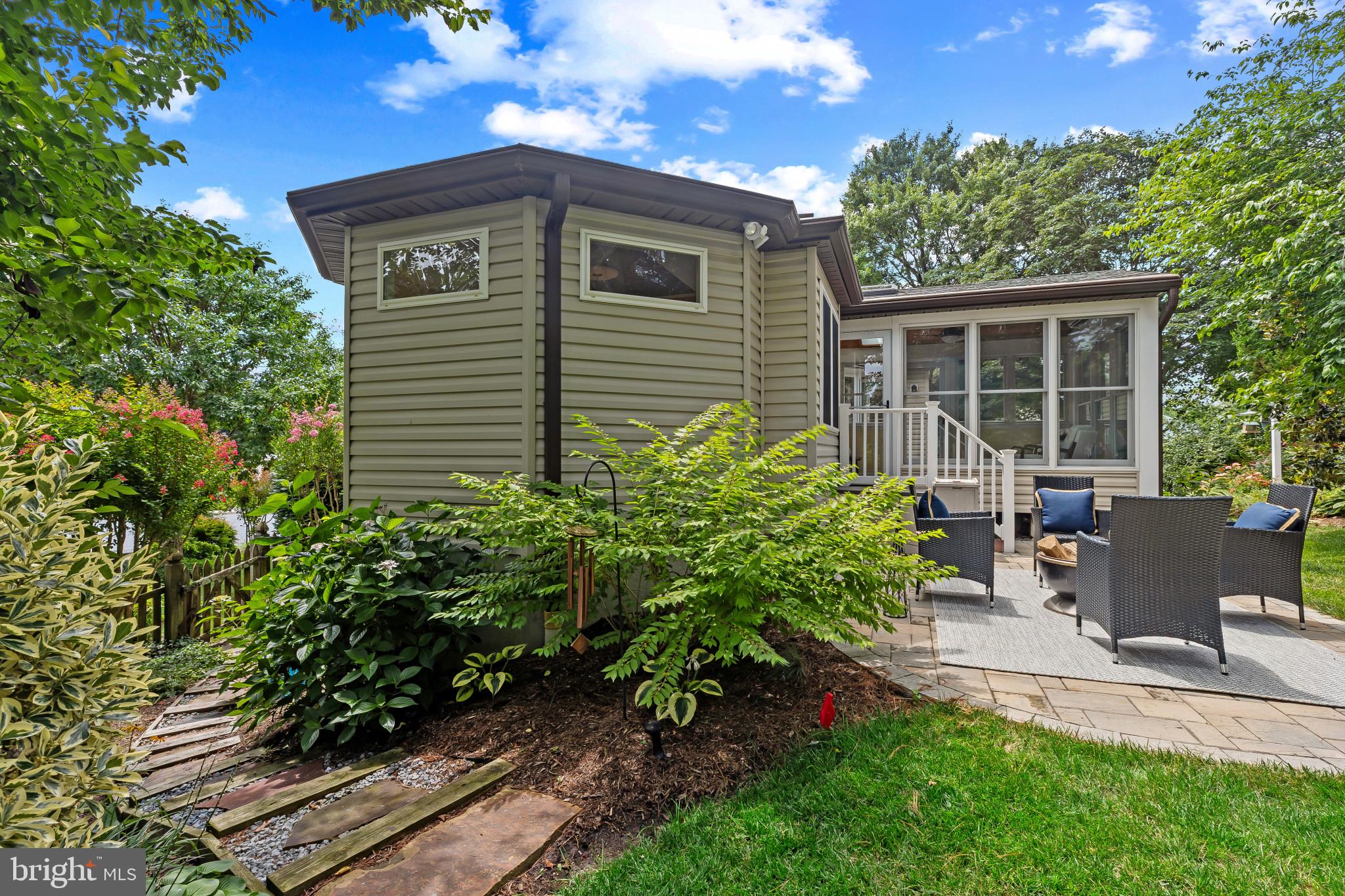 ELLICOTT HILLS - Residential