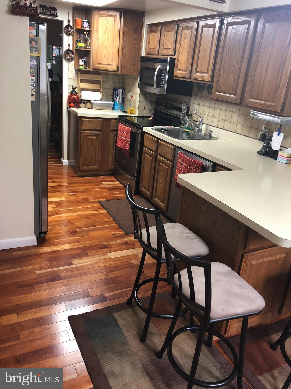 ROLLING BROOK - Residential