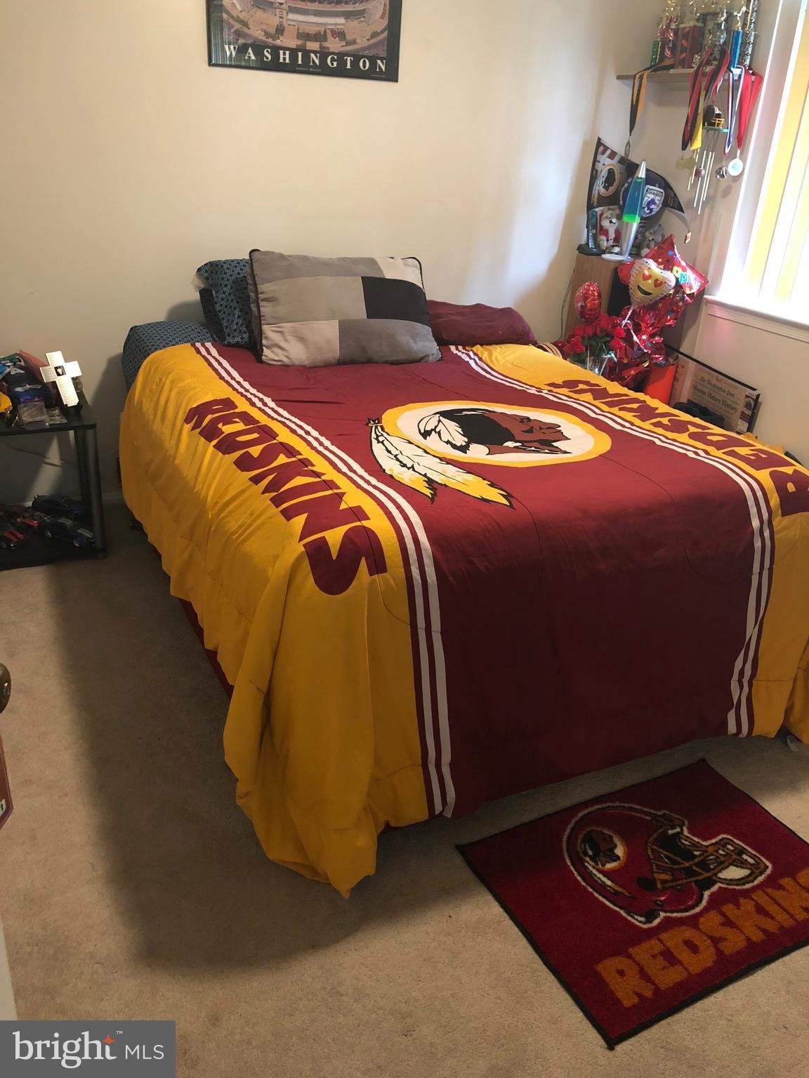 ROLLING BROOK - Residential