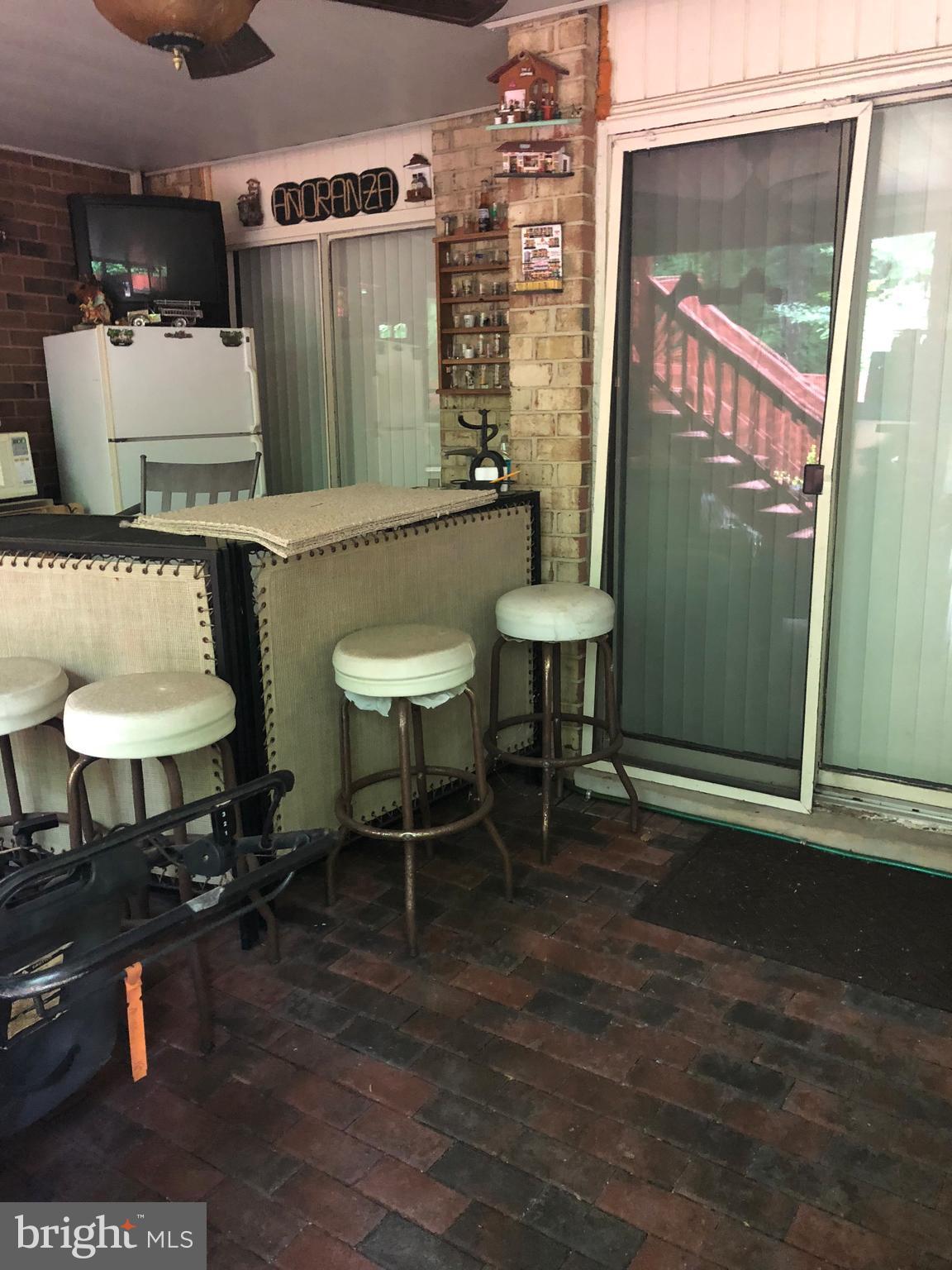 ROLLING BROOK - Residential