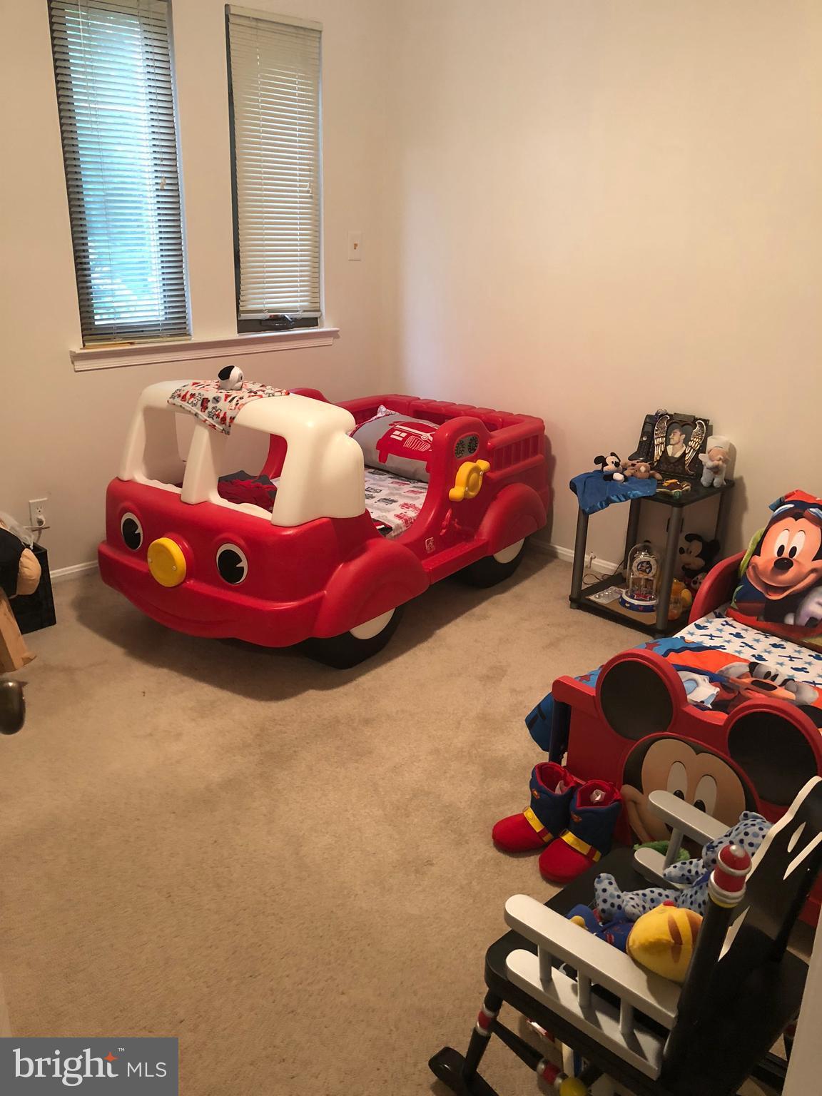 ROLLING BROOK - Residential