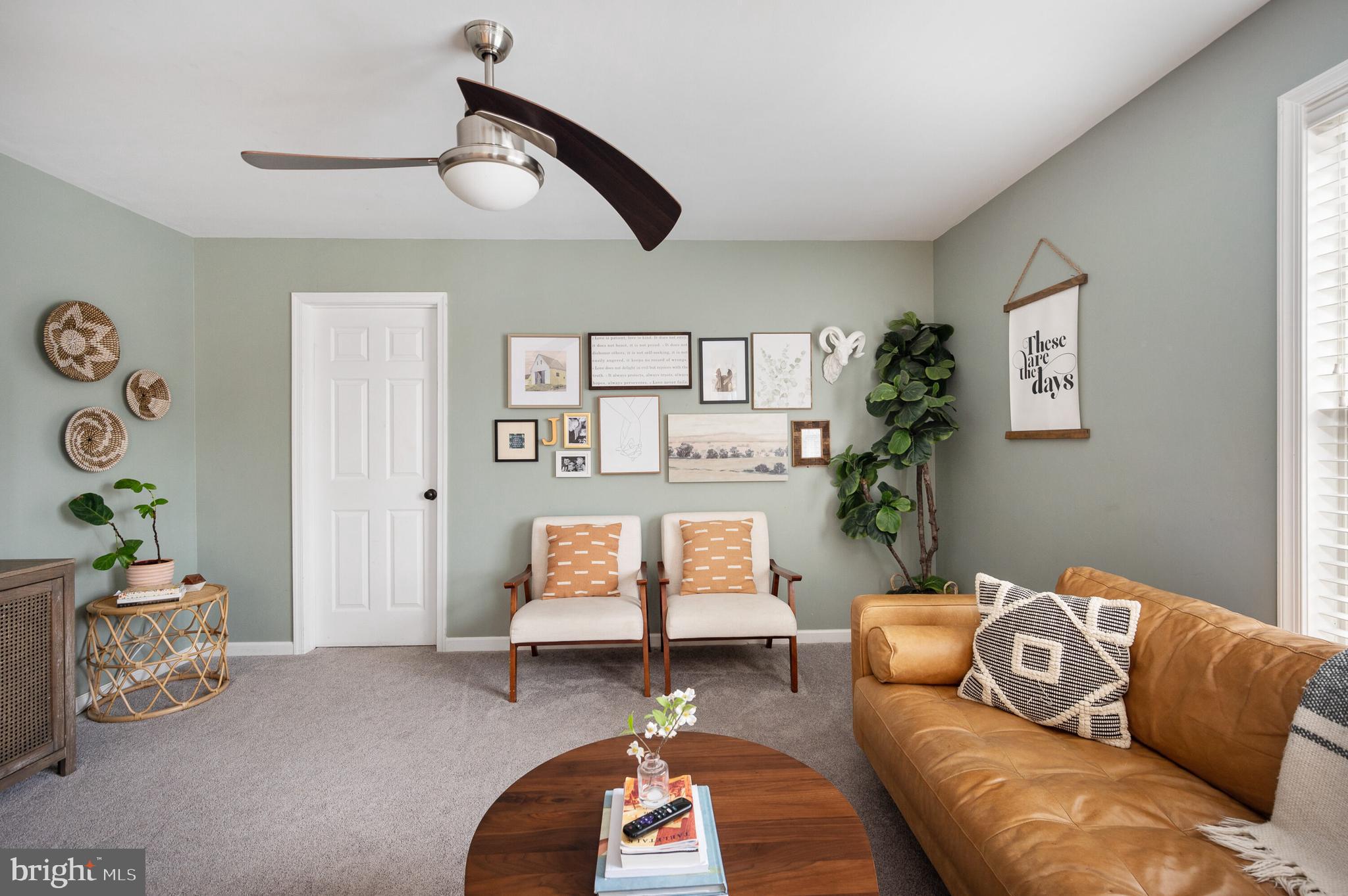 CAVALRY RIDGE - Residential