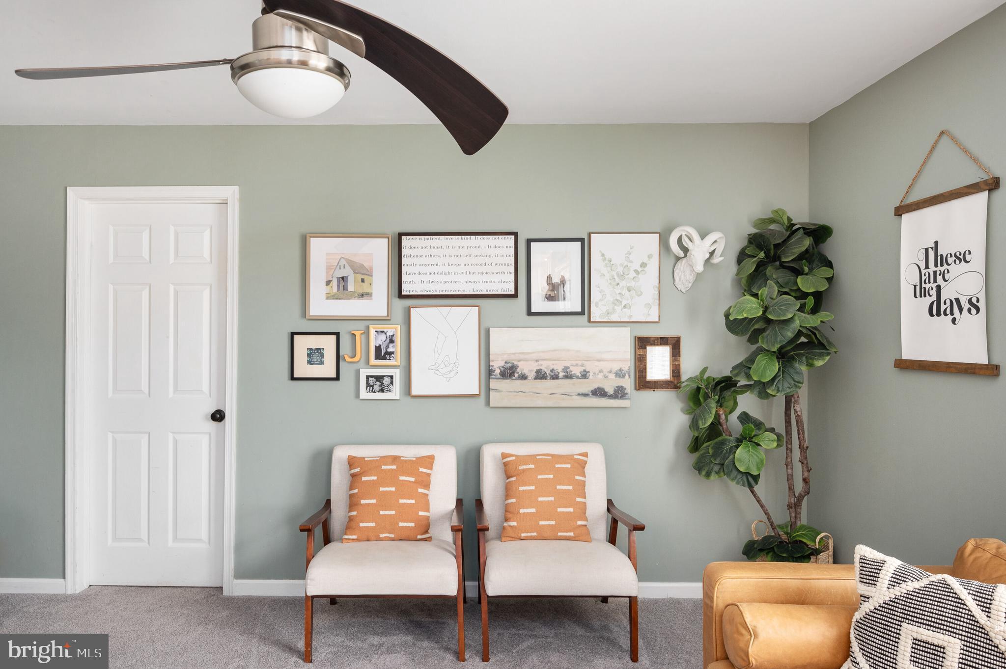 CAVALRY RIDGE - Residential